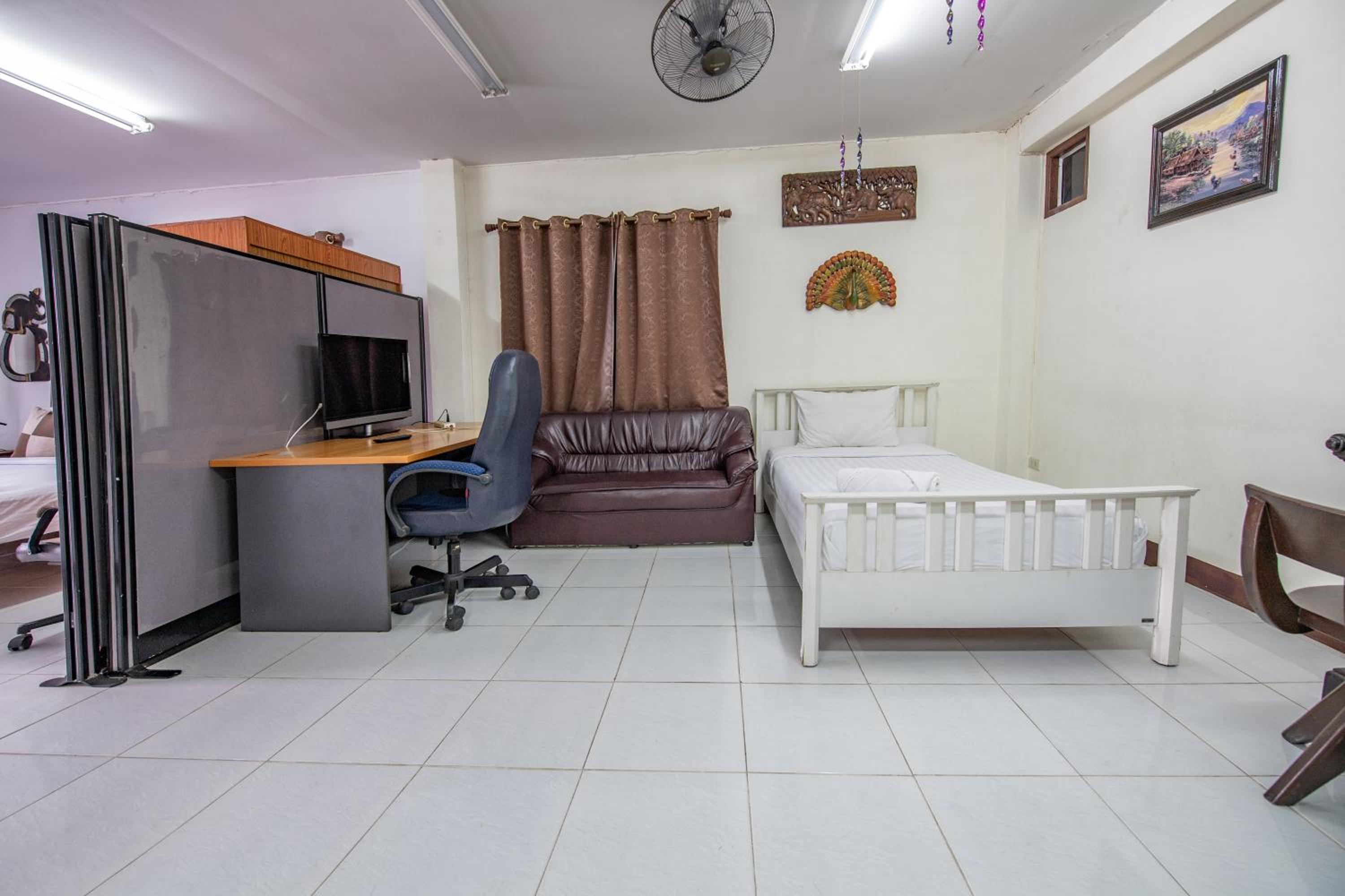 Saithong House
