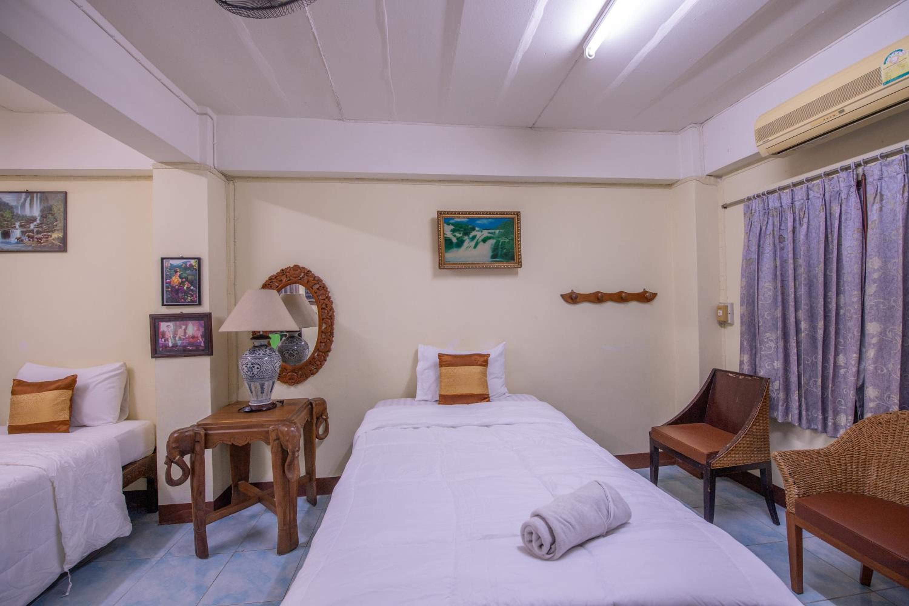 Saithong House