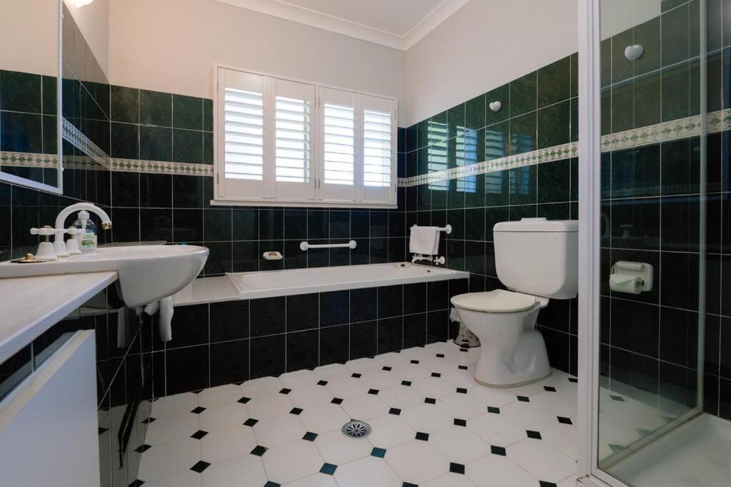 Yamacilla House - Spectacular Views in Blackheath