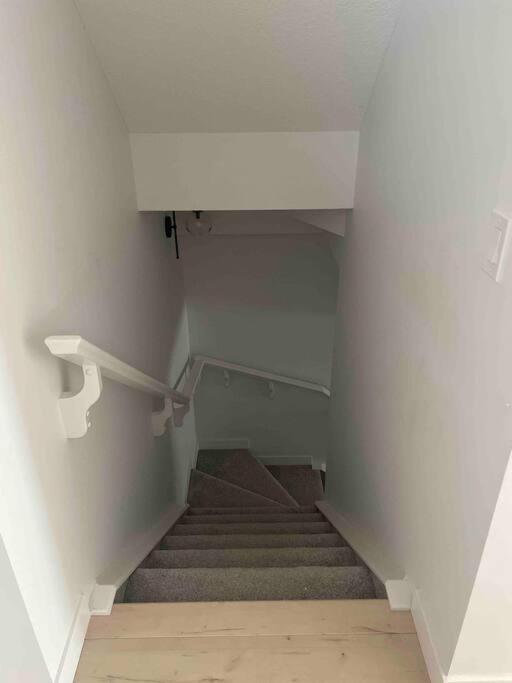Mountains near you 2 bedrooms Basement