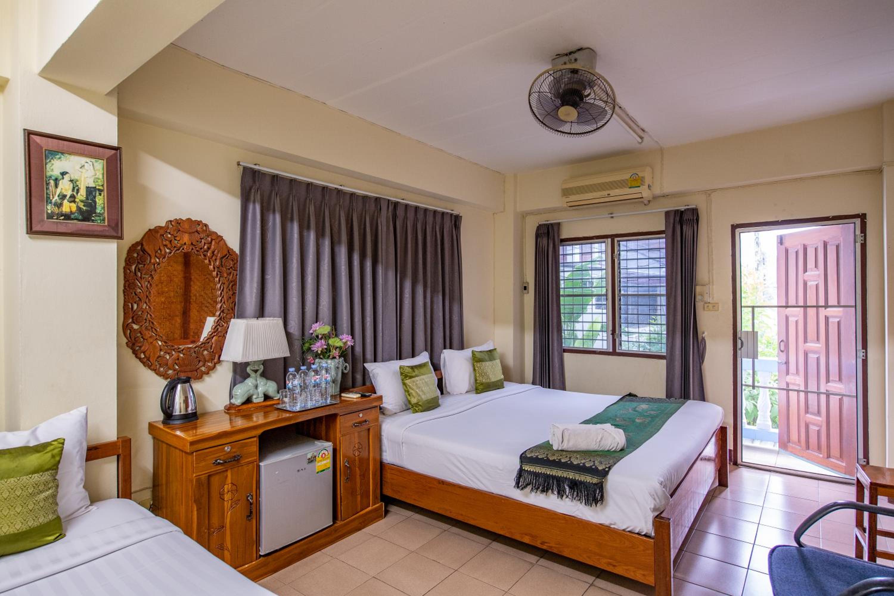 Saithong House