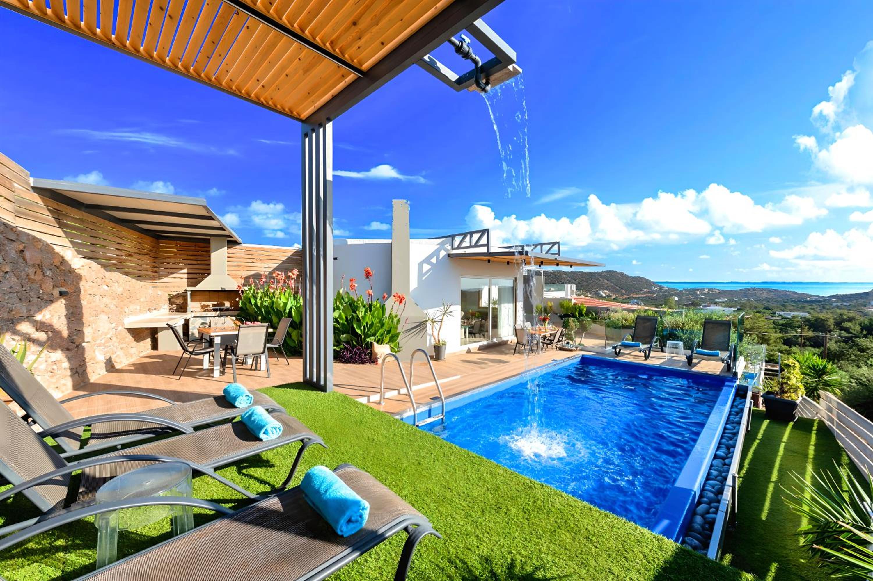 Villa Canes Heated Pool photo 2