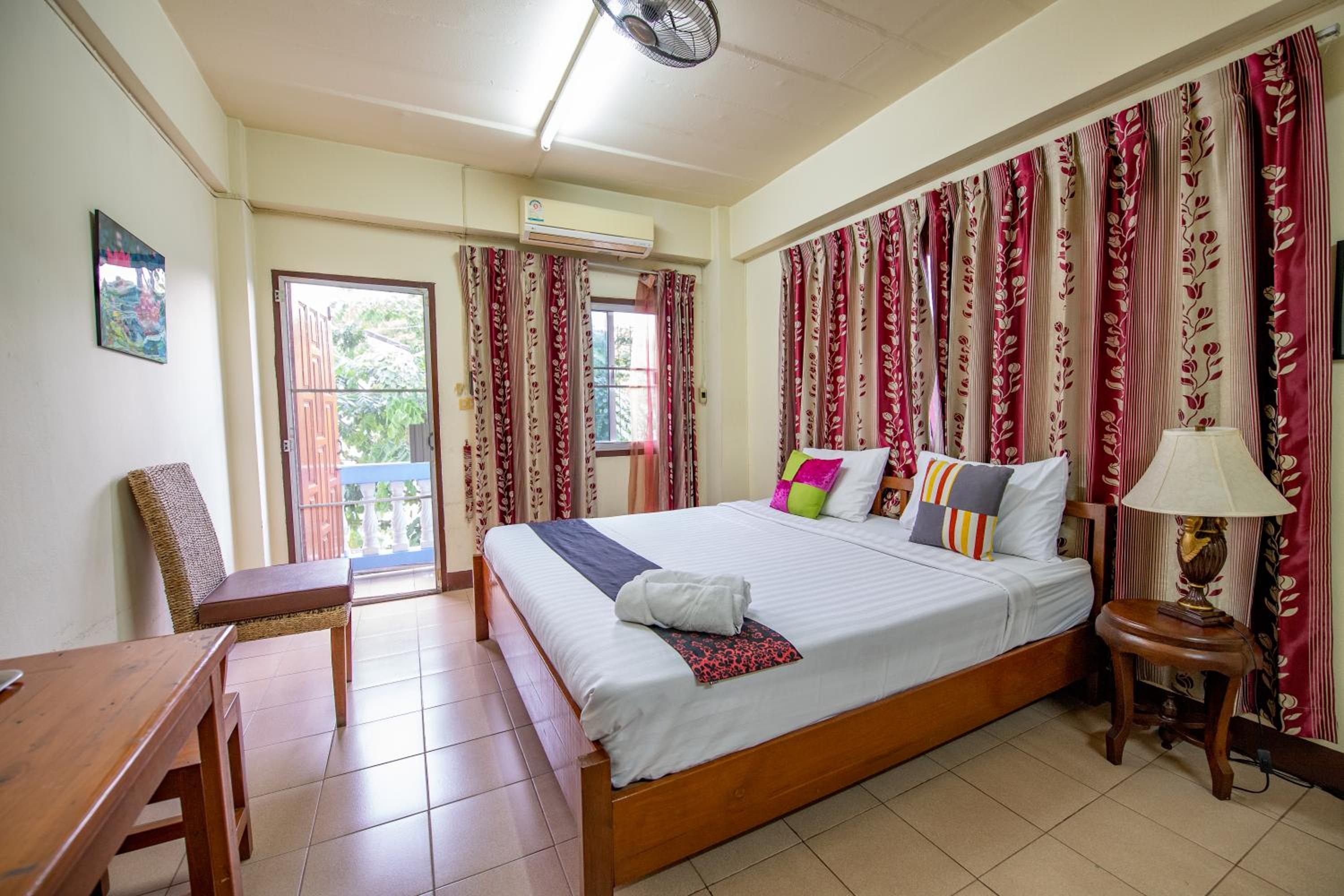 Saithong House