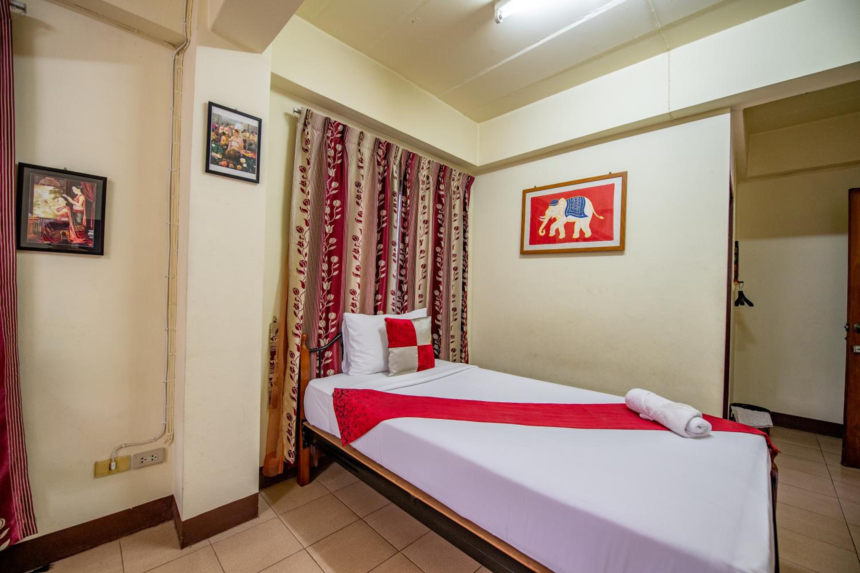 Saithong House