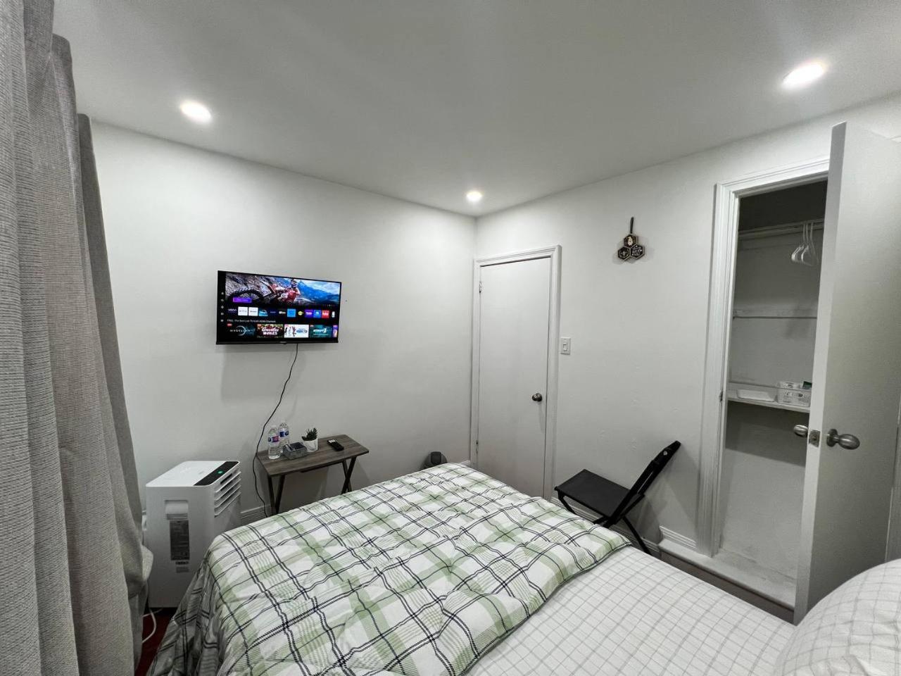 #1 Convvy-nient Residence!