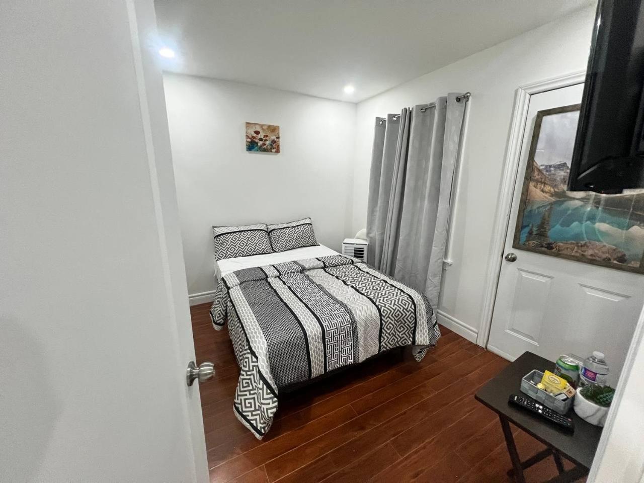 #1 Convvy-nient Residence!