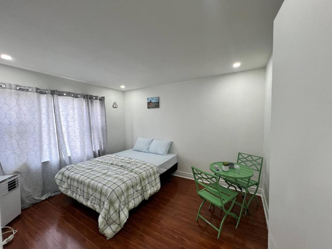 #1 Convvy-nient Residence!
