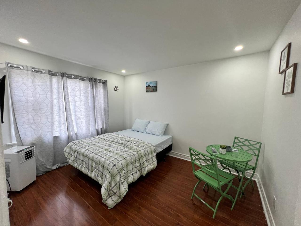 #1 Convvy-nient Residence!