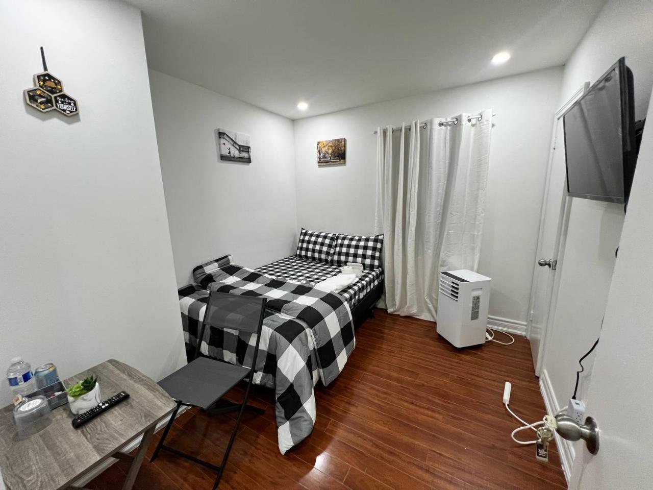 #1 Convvy-nient Residence!