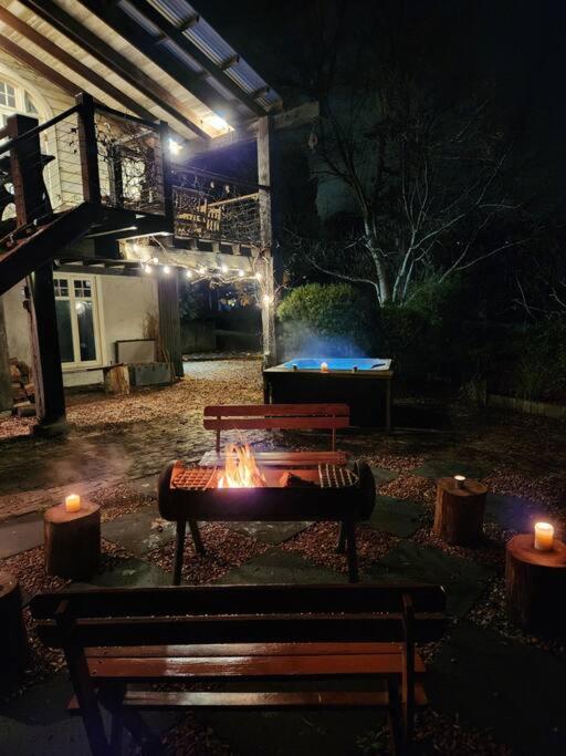Leura Haven Homestead - Grand rustic cottage for 4