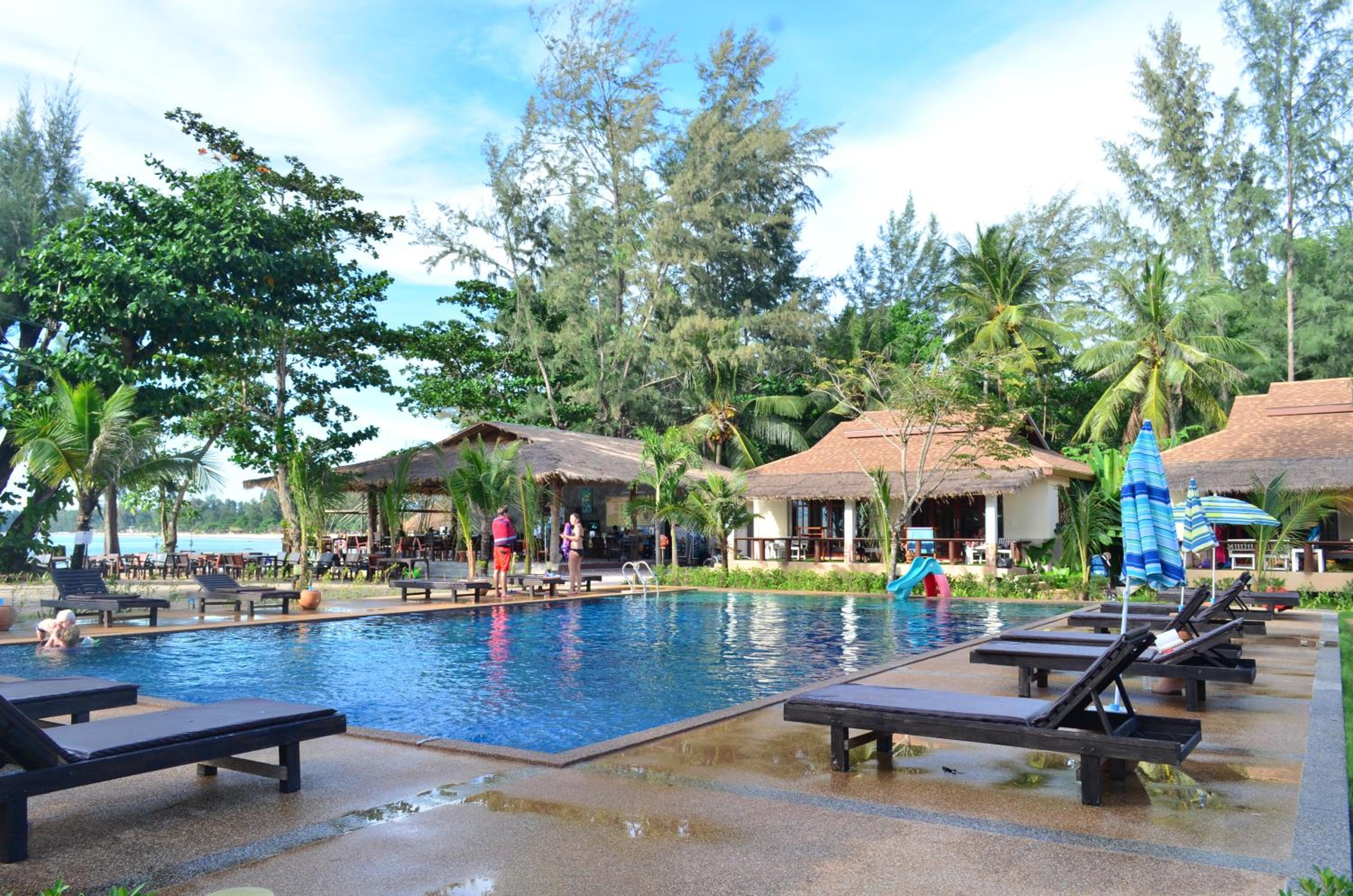 Banana Beach Resort