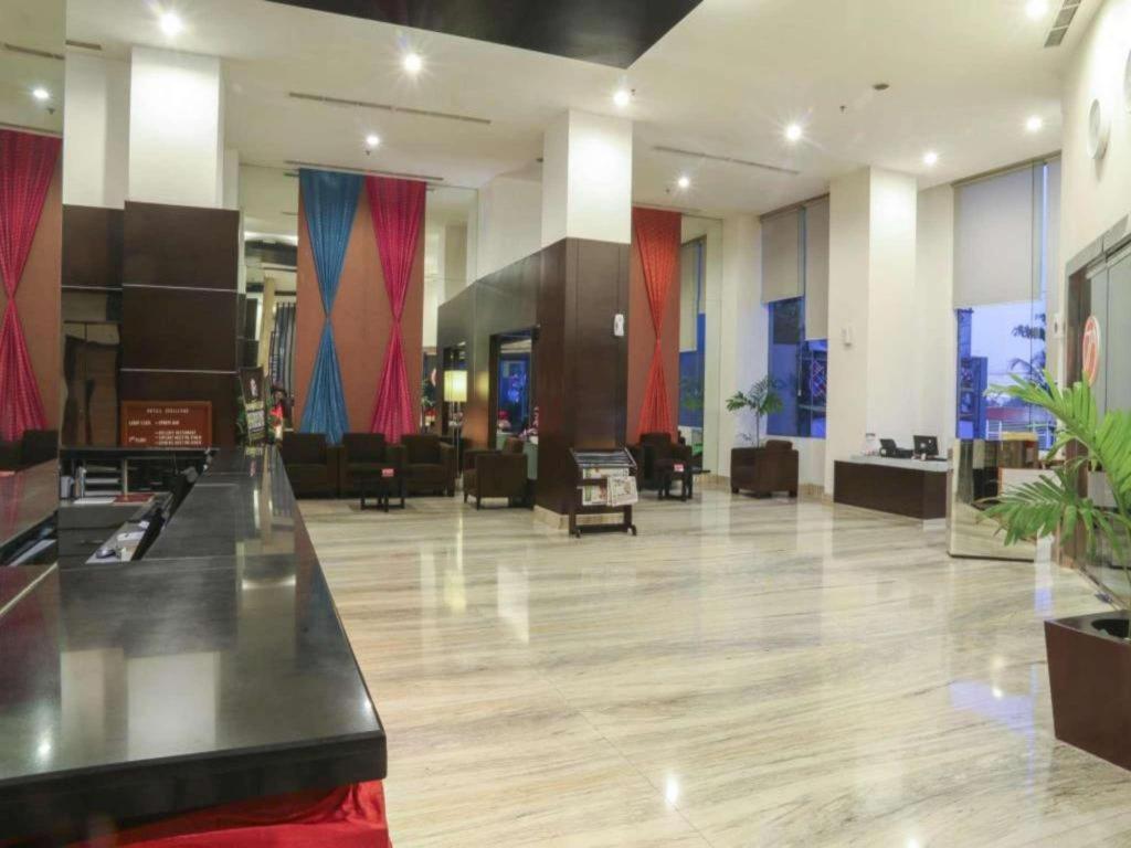Almadera Hotel - Image 2