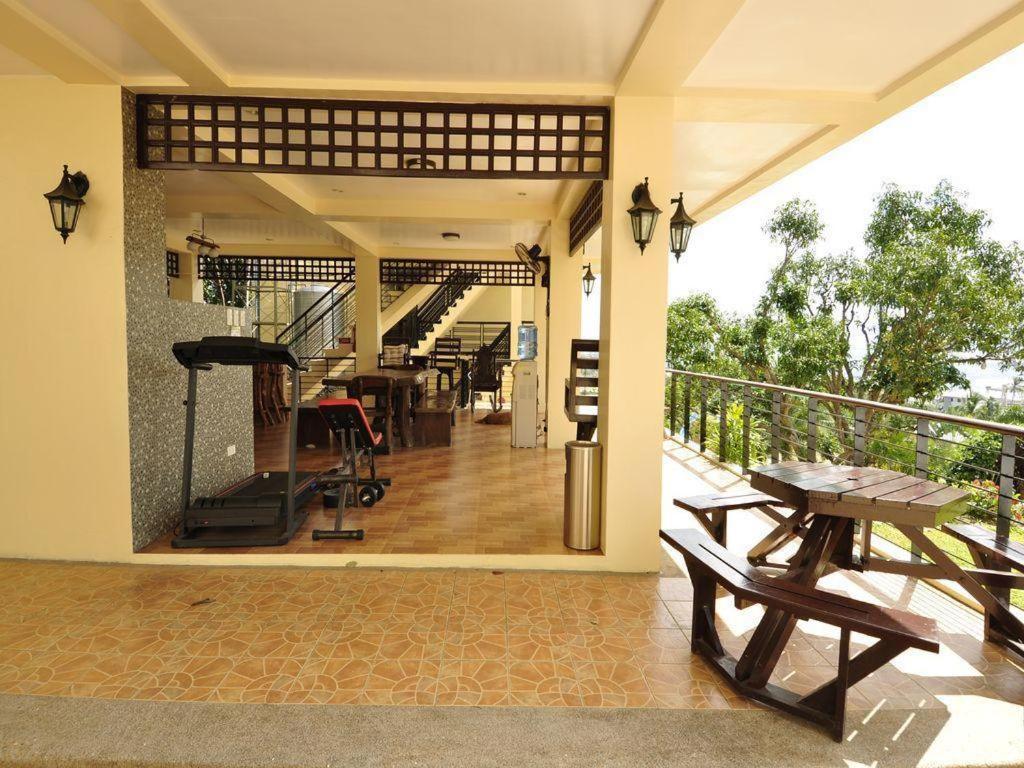 Seascape Resort