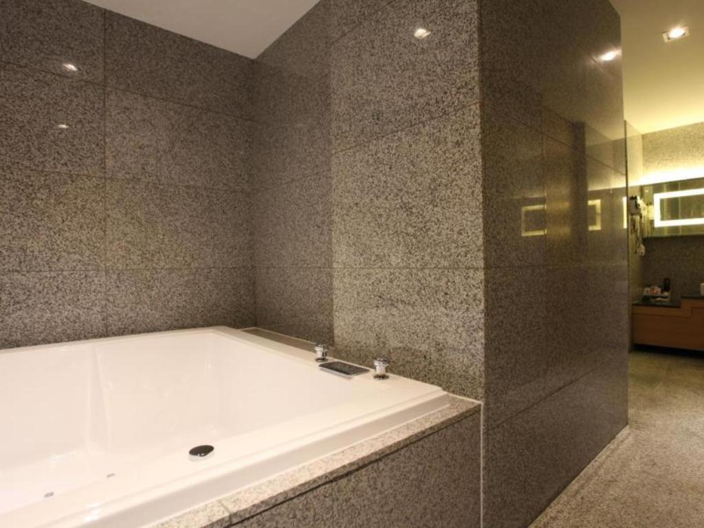 Business Design Hotel LUV view 2