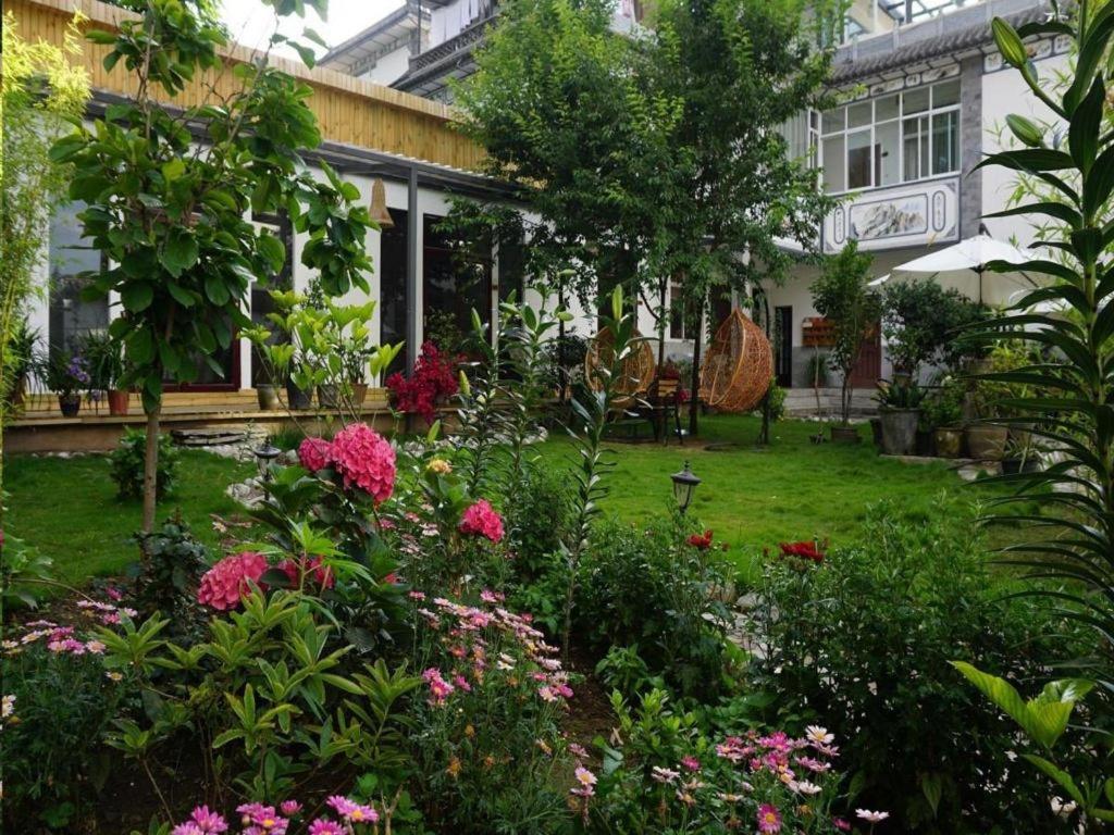 Dali Five Elements Hostel