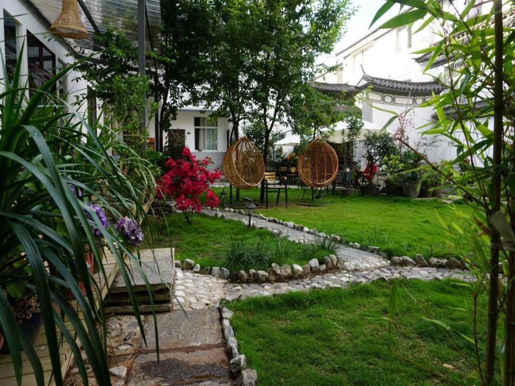 Dali Five Elements Hostel