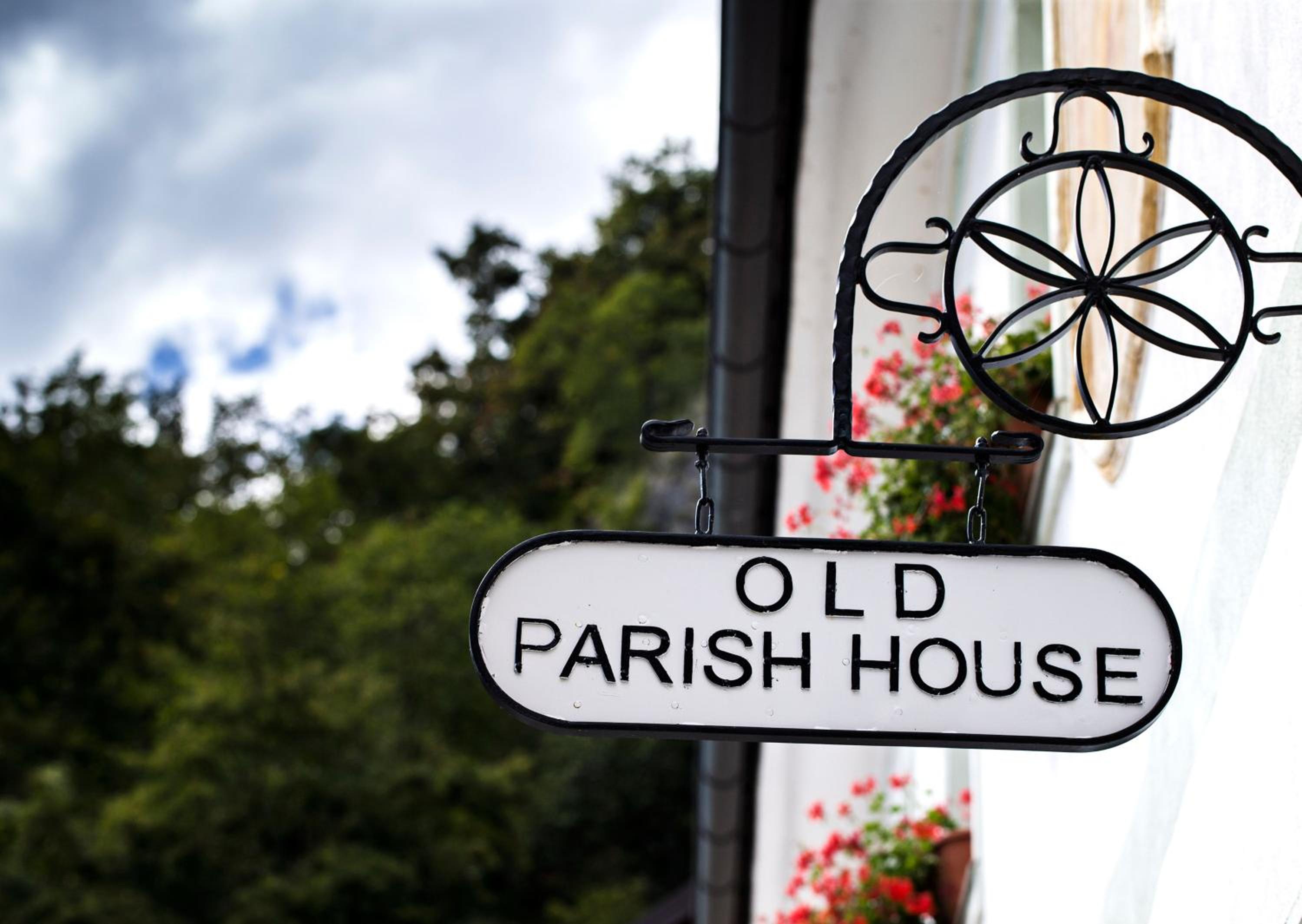 Old Parish House view 3