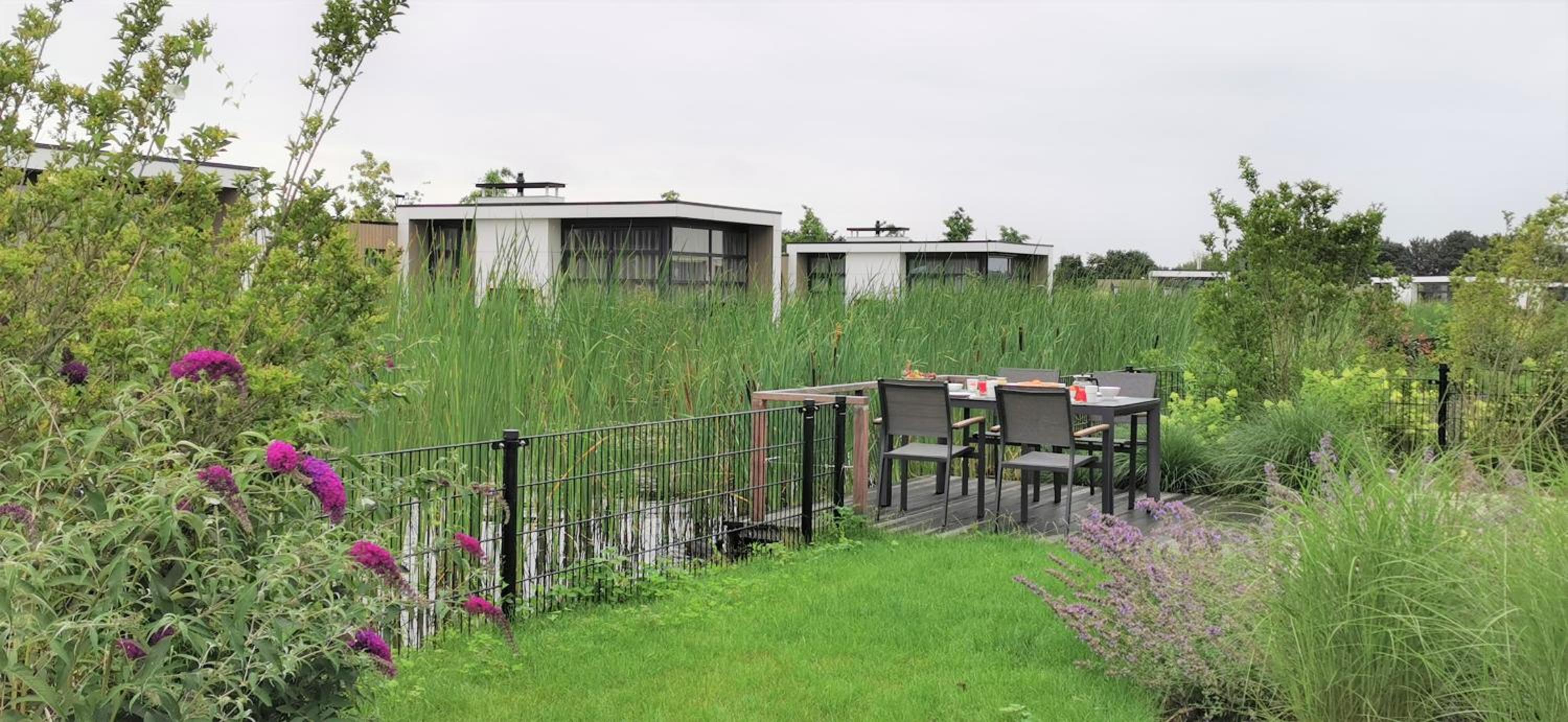 Marina Strandbad Chalet Refugium mit Zaun Haus Nr 95 view 5