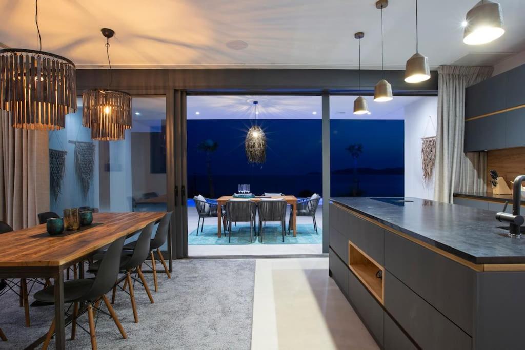 Brand New exclusive villa Buddha view 2