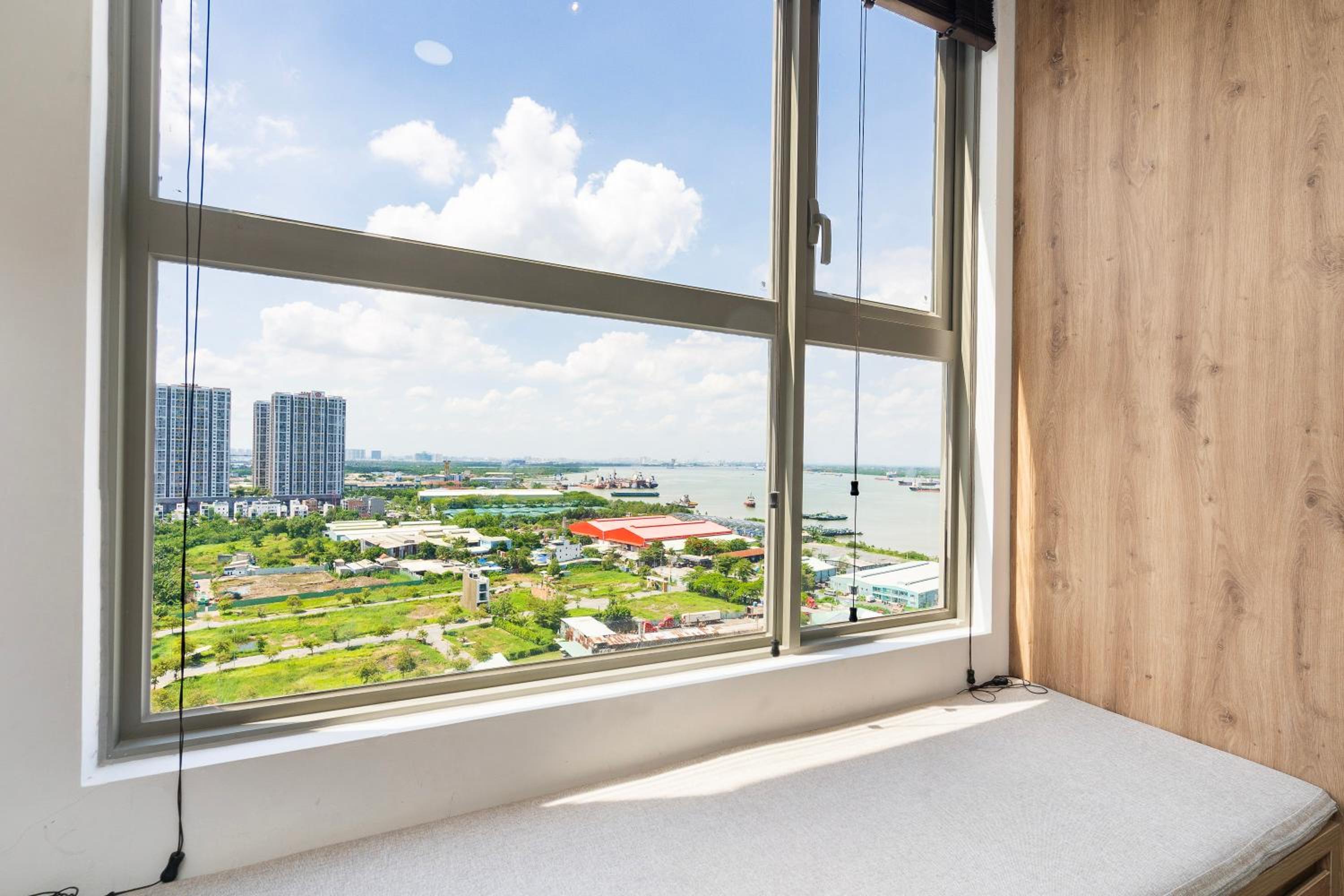 Hotel River panorama 2Bedroom,Sauna,District 7 - Image 1