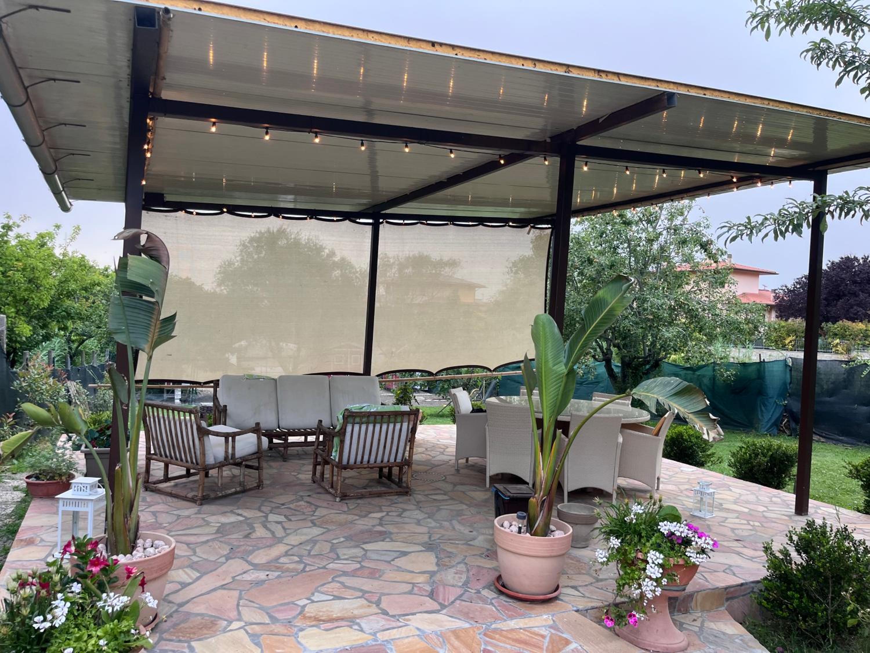 casa vacanza con piscina grande e idromassaggio jacuzzi