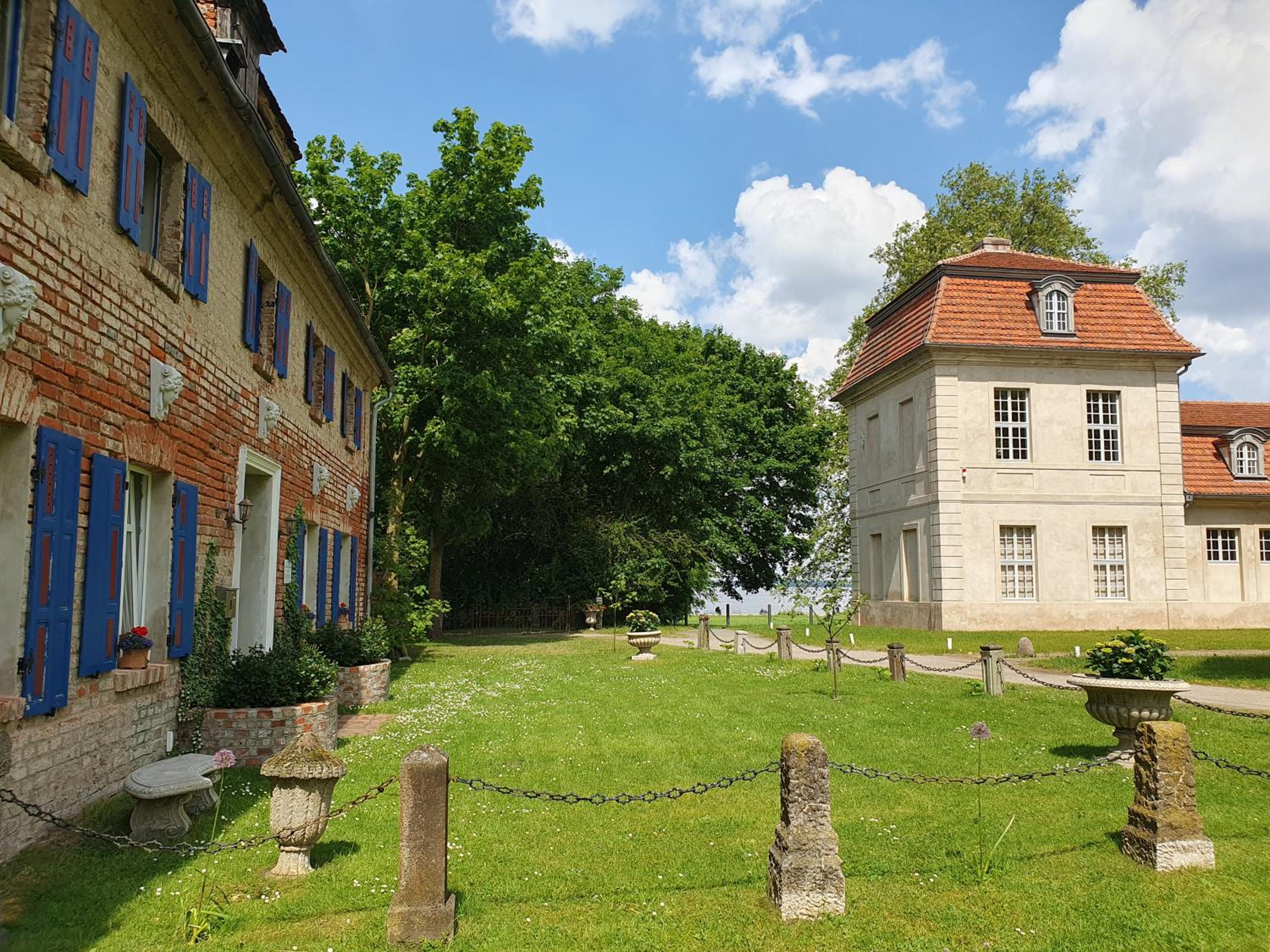 Gesindehaus am Schloss Kummerower See