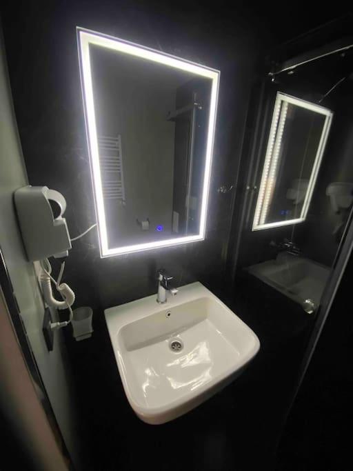 Newly Renovated, Modern and Bright Condo in Center