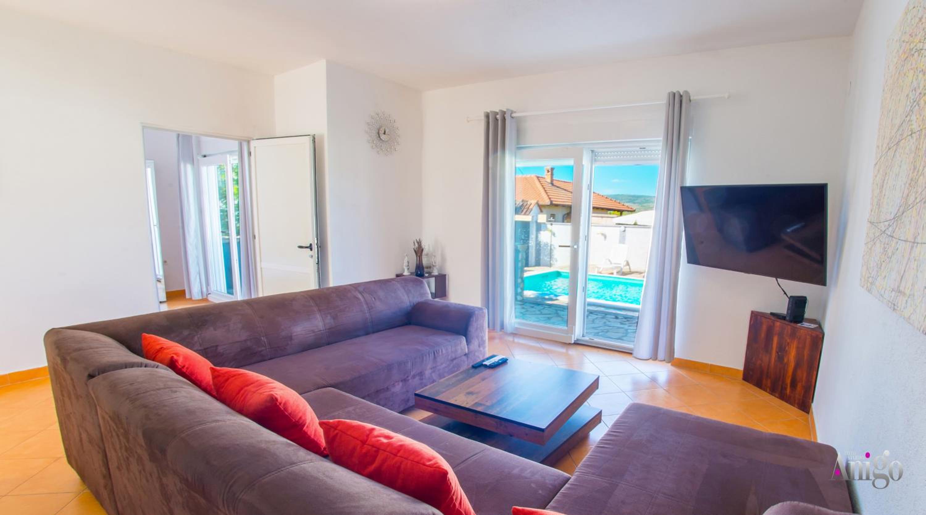Villa Pearl- with private pool