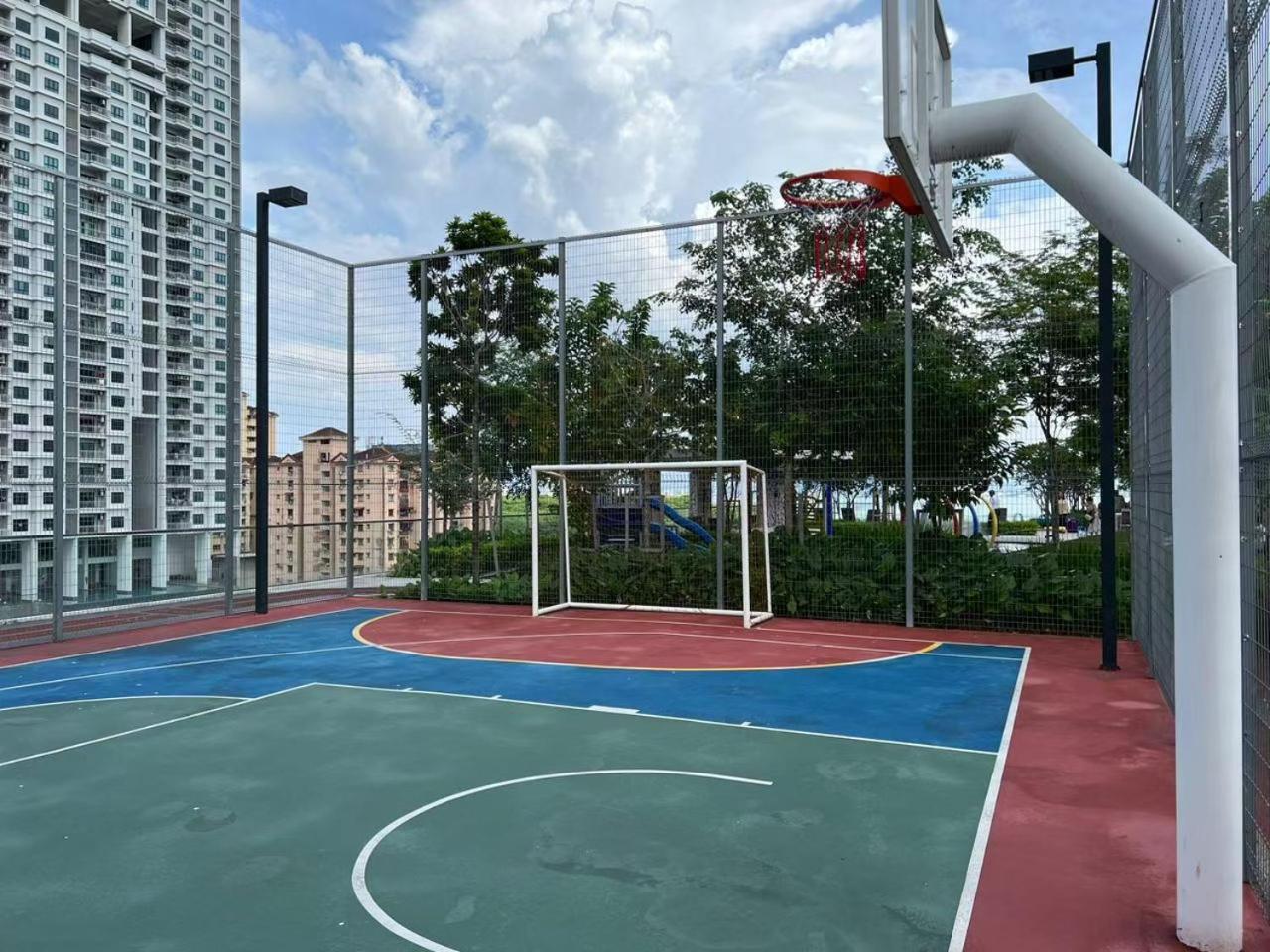 Urban Suites TWO Or THREE Bedroom Georgetown by ANC