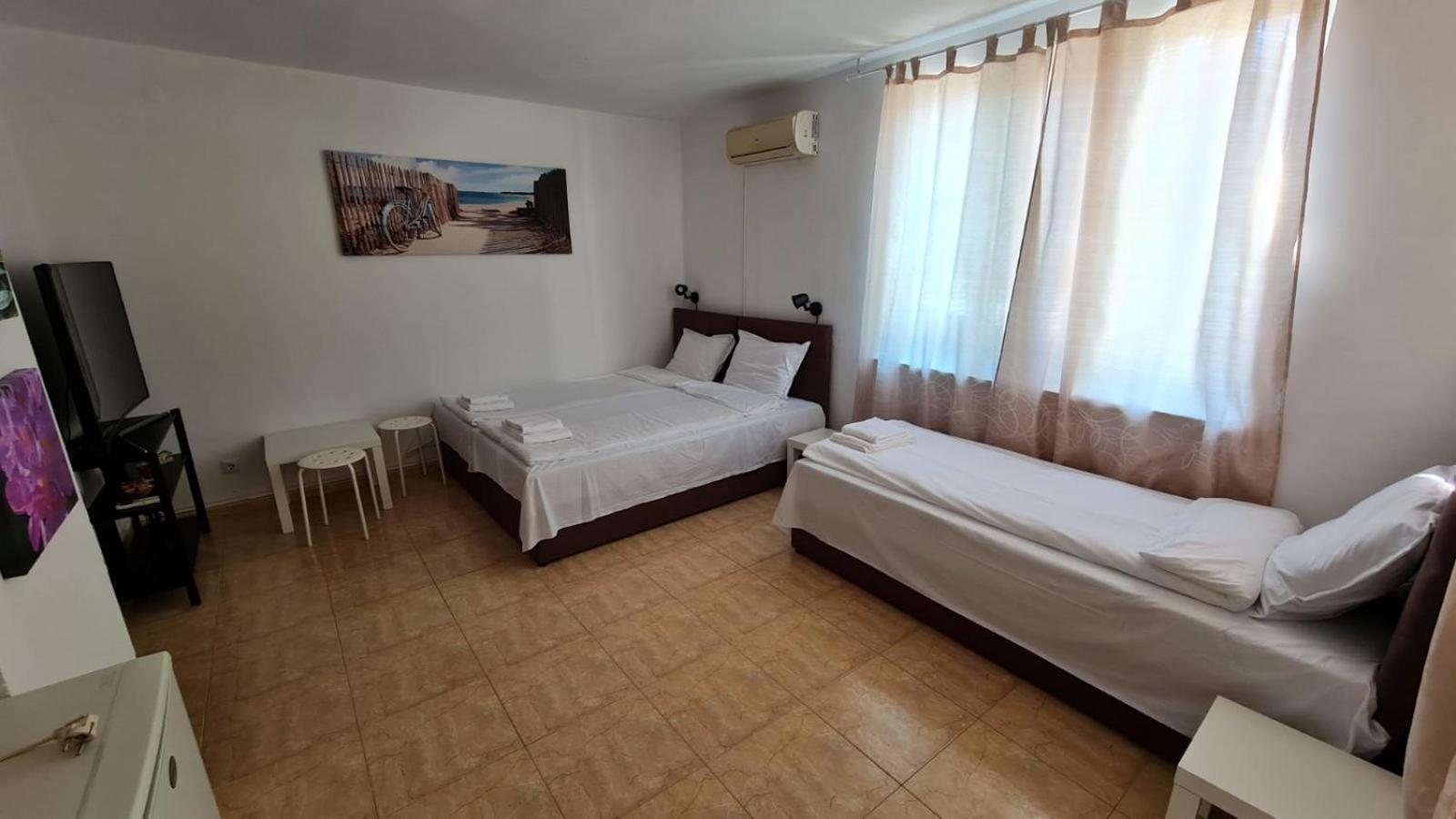 S Apartment