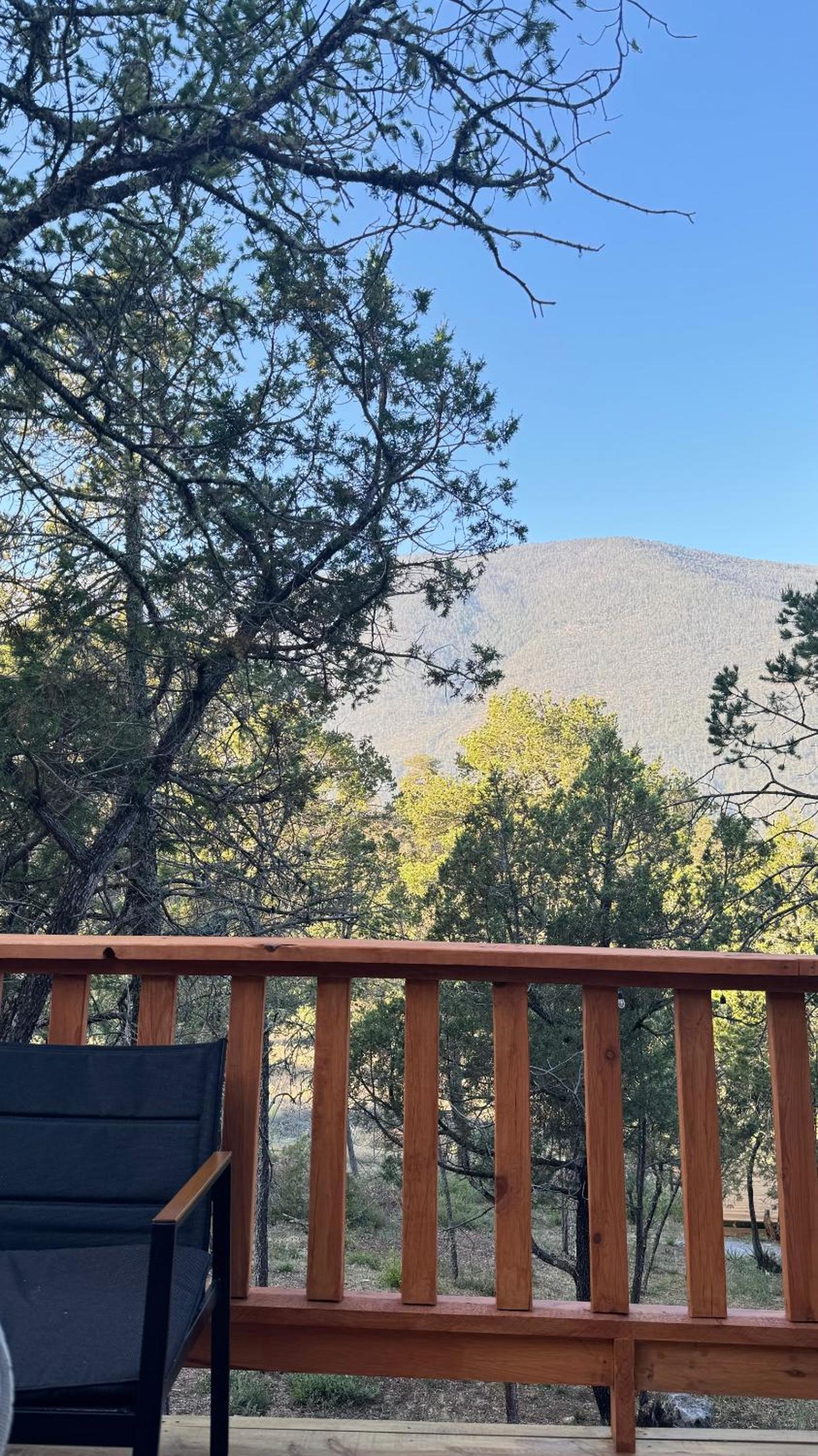 Glamping MORET Cabaña Alpina M3 para 2 a 6 personas view 3