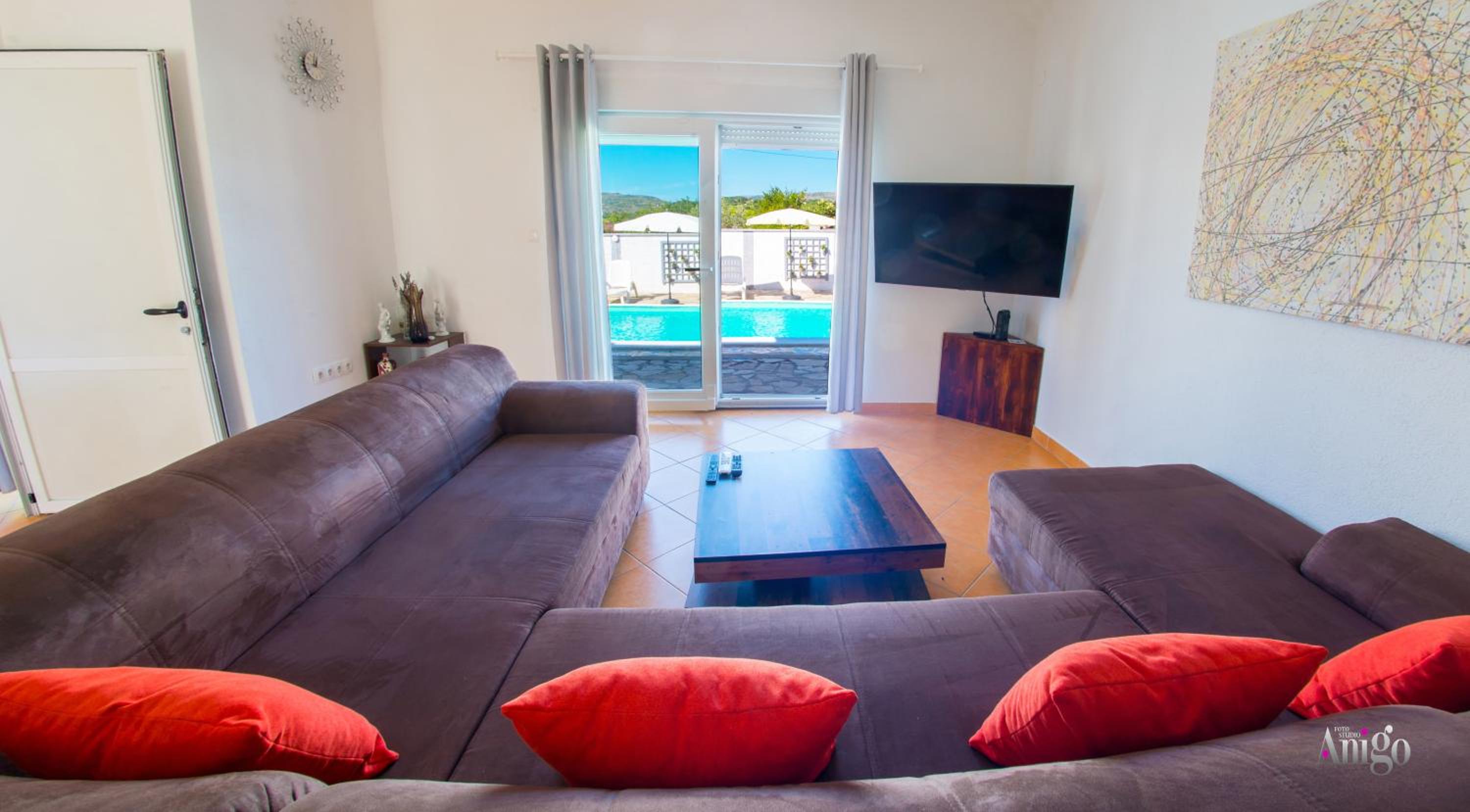 Villa Pearl- with private pool