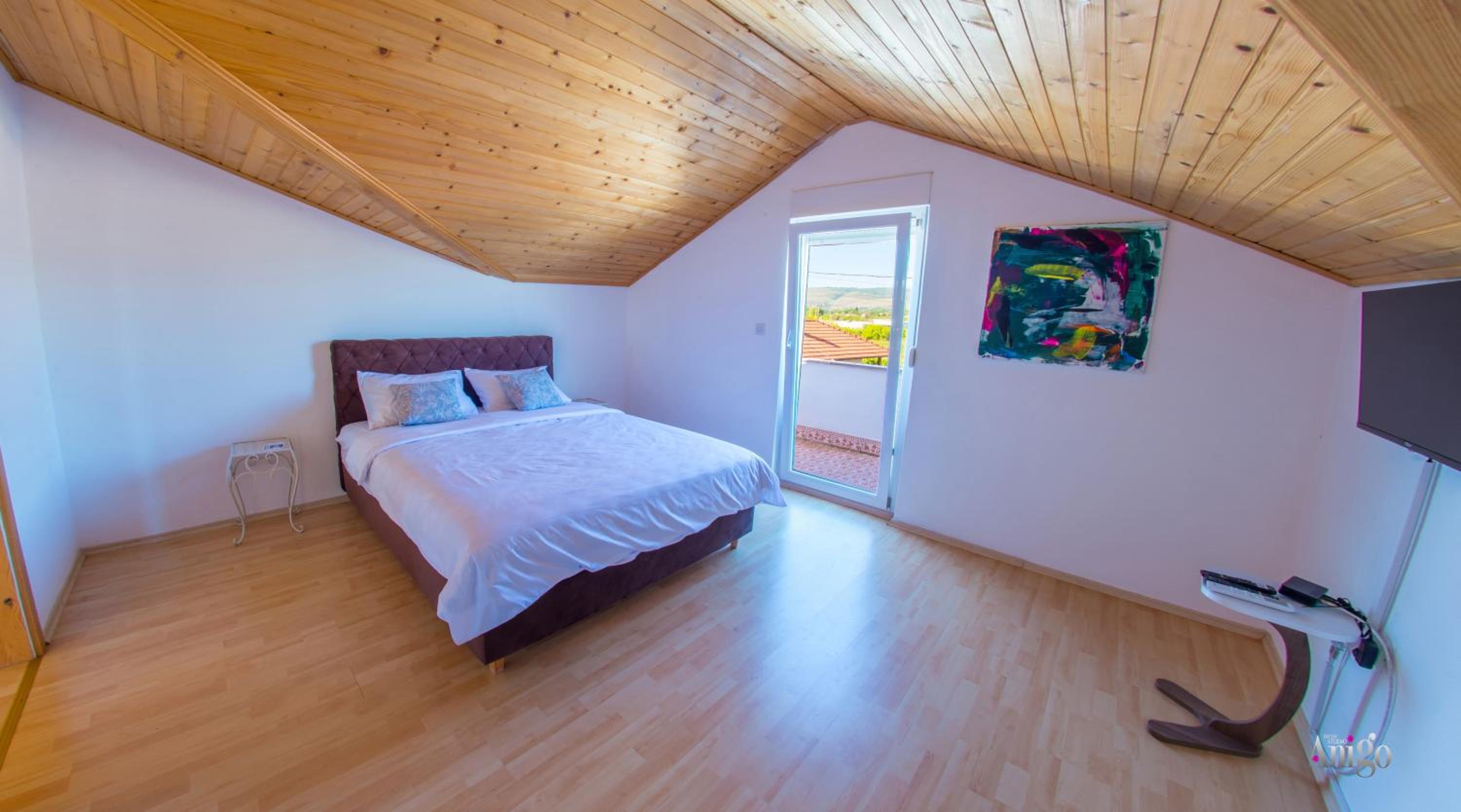 Villa Pearl- with private pool