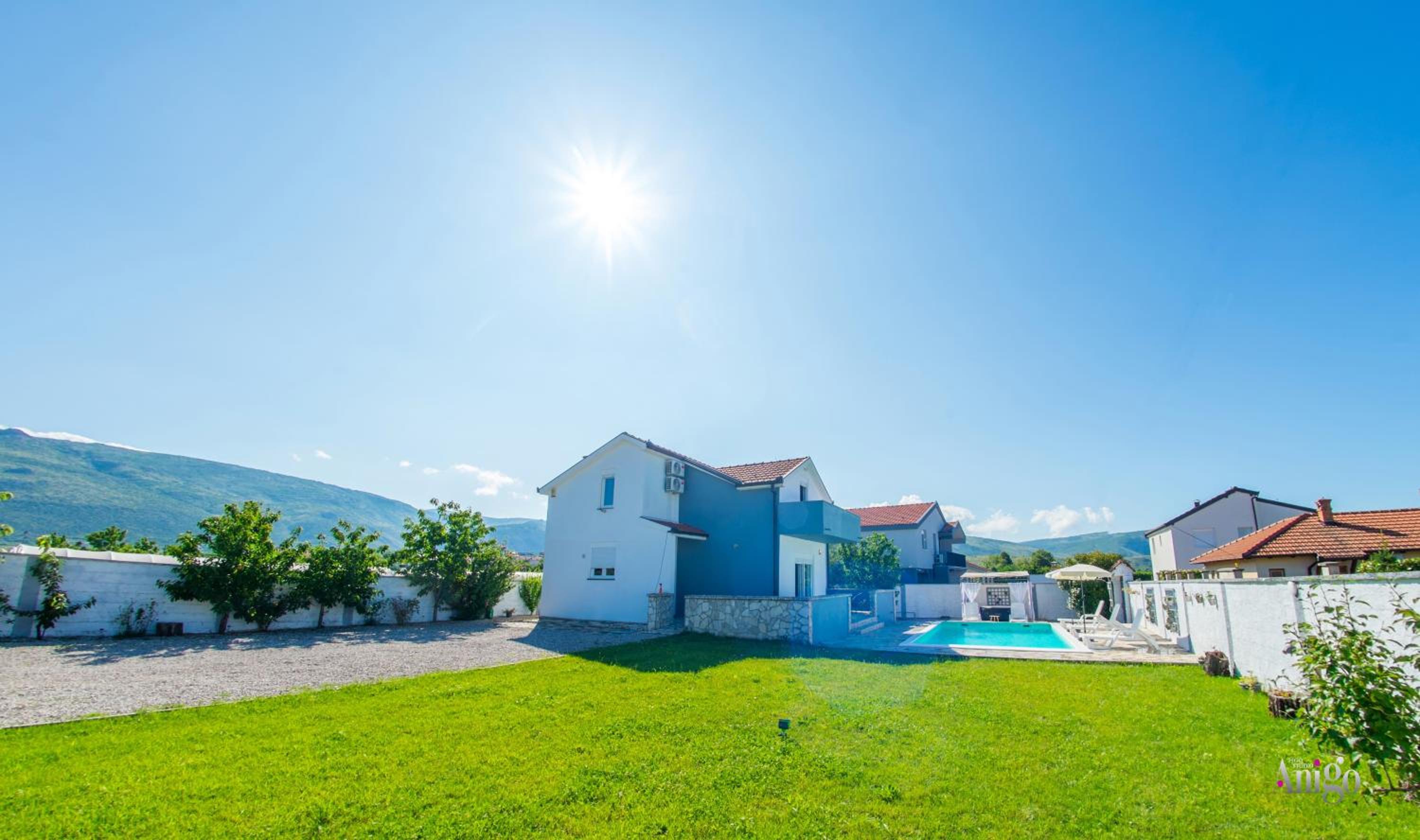 Villa Pearl- with private pool