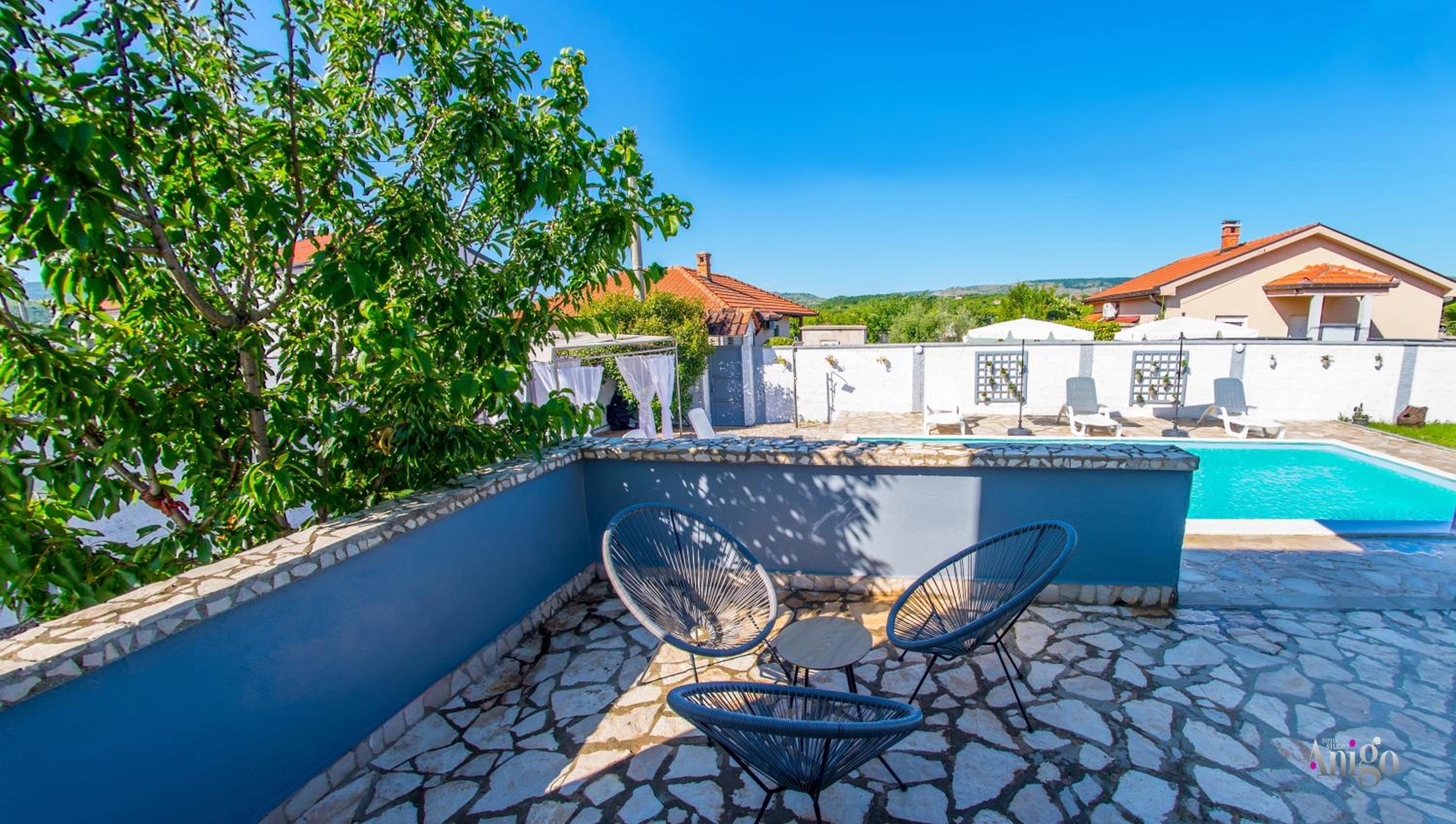 Villa Pearl- with private pool