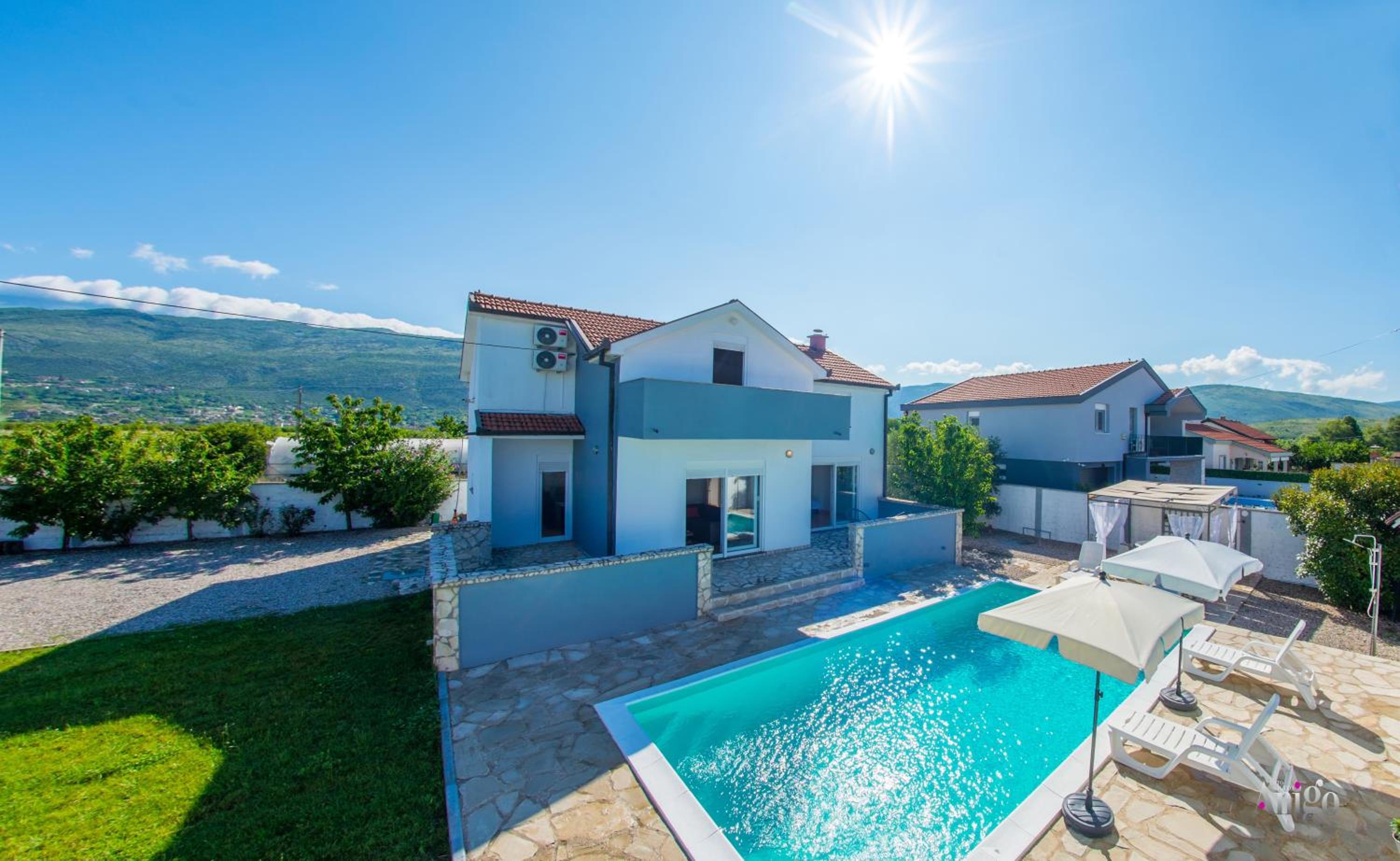 Villa Pearl- with private pool