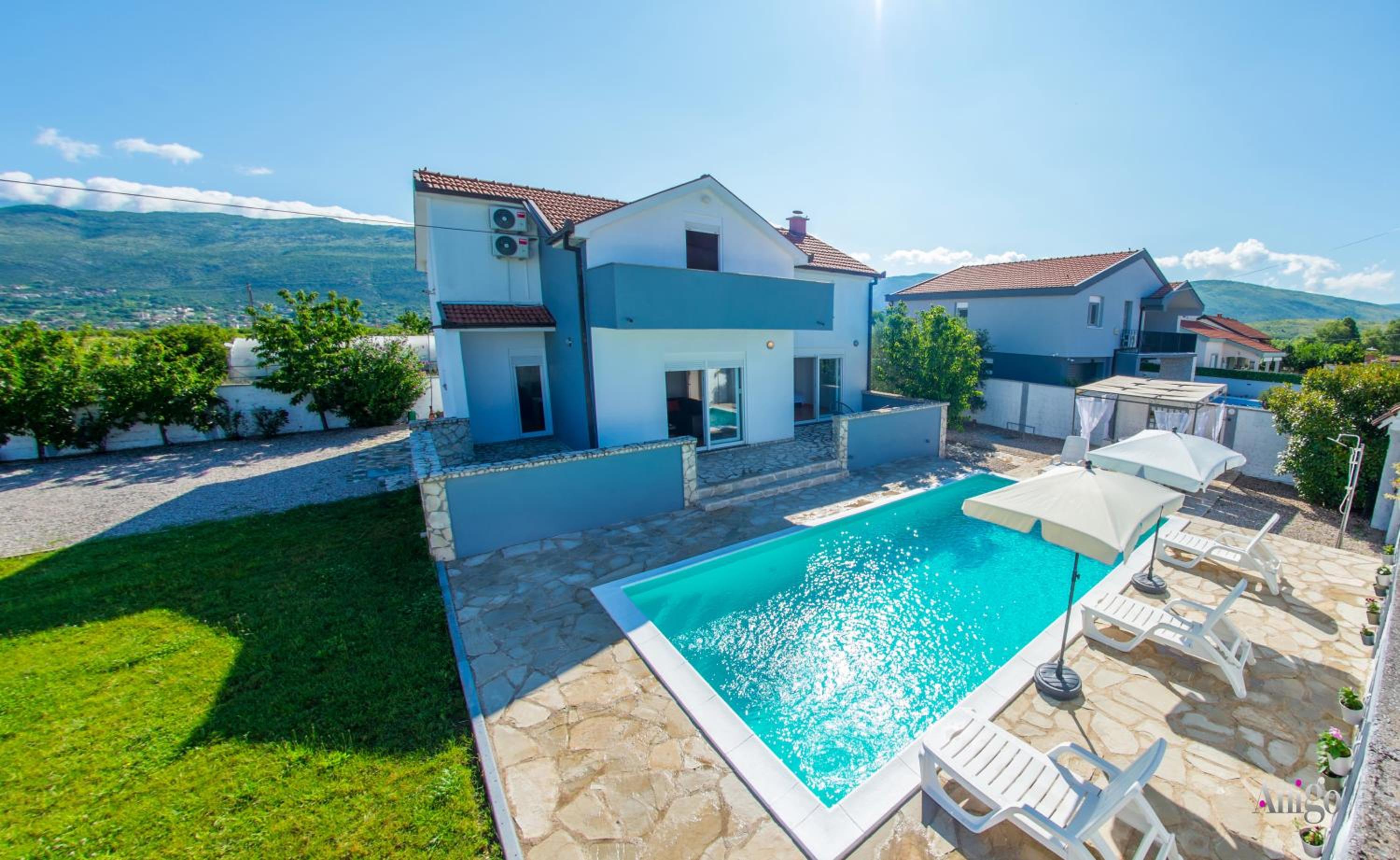 Villa Pearl- with private pool