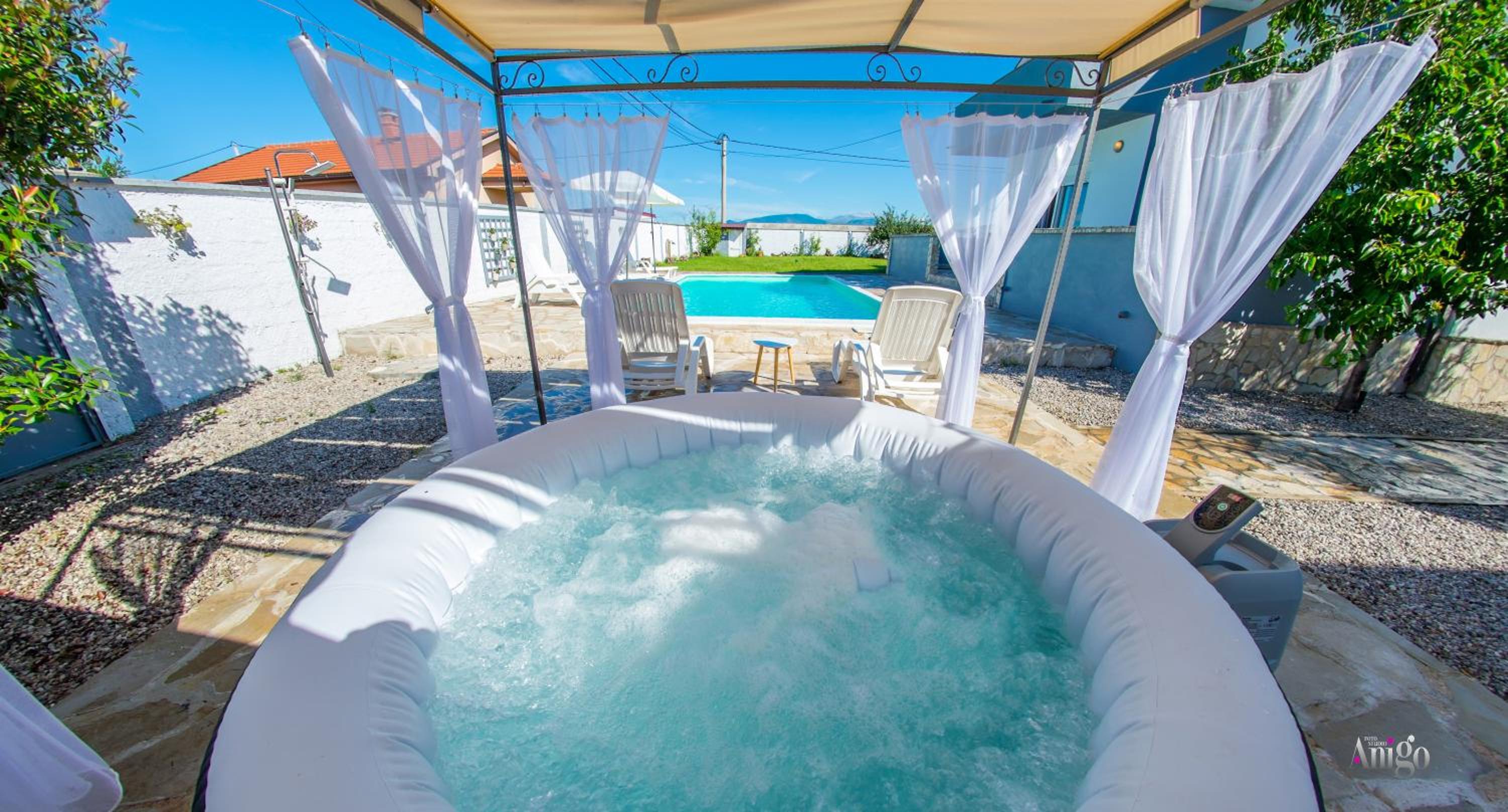 Villa Pearl- with private pool