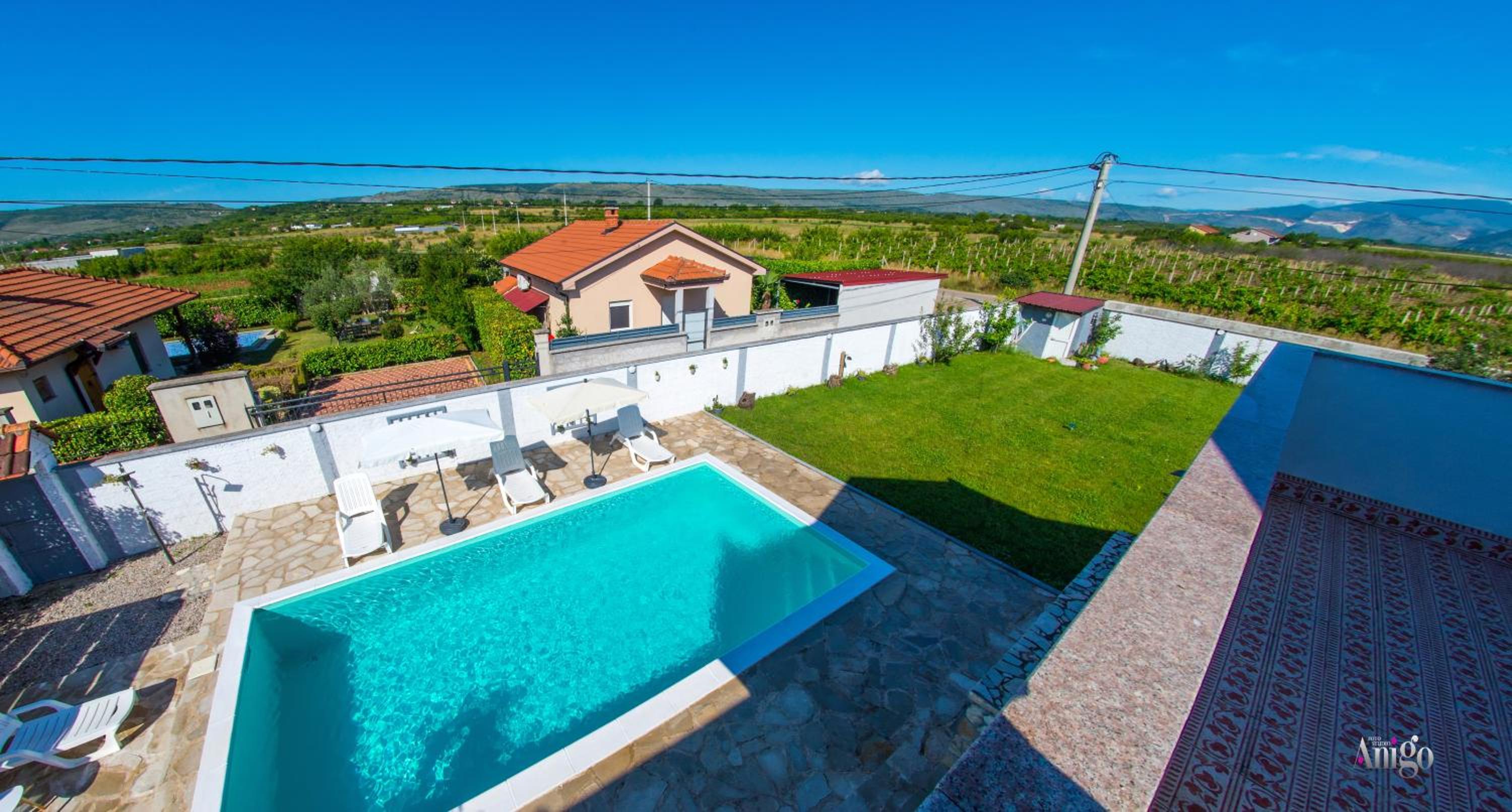 Villa Pearl- with private pool