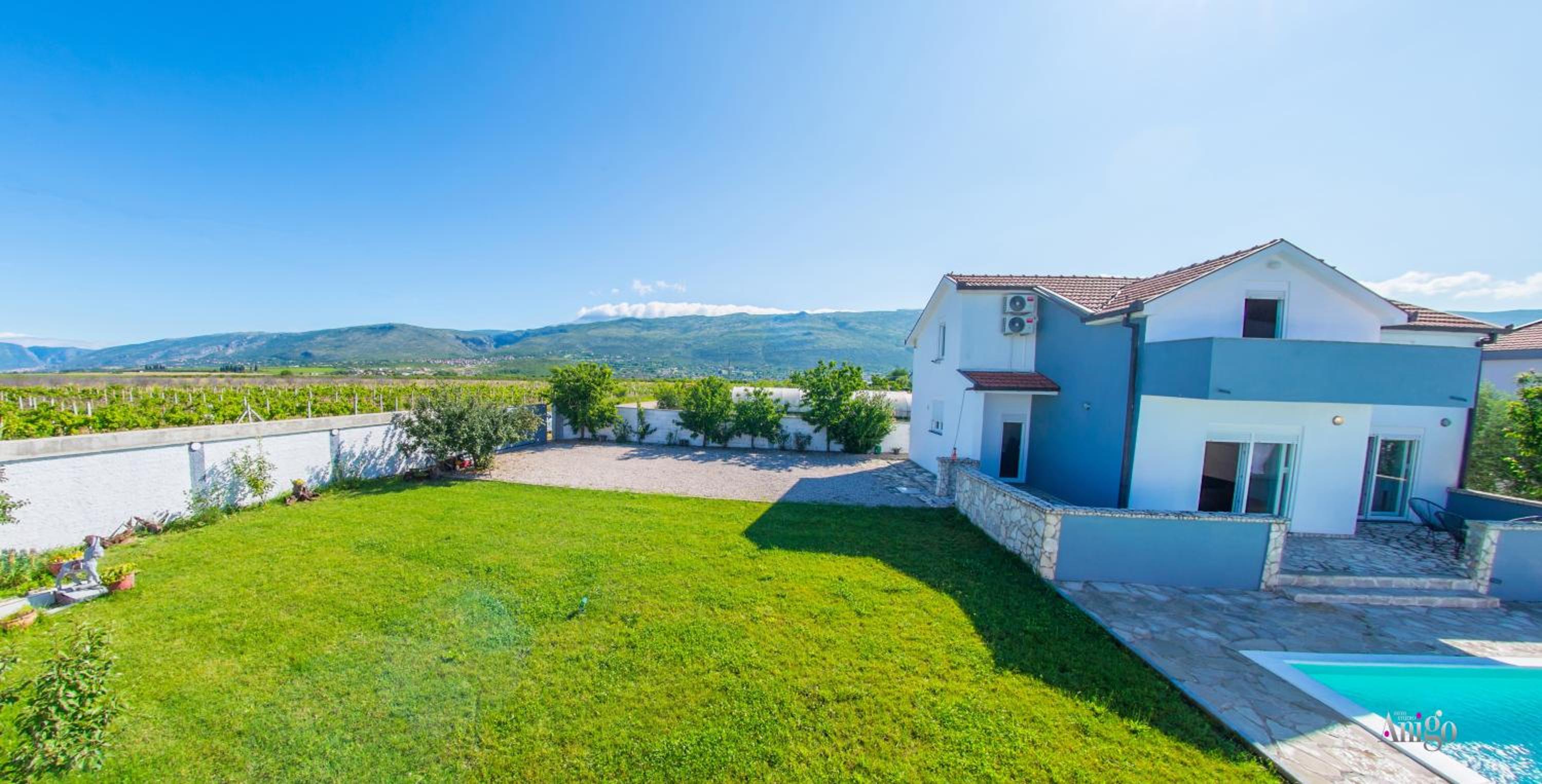 Villa Pearl- with private pool