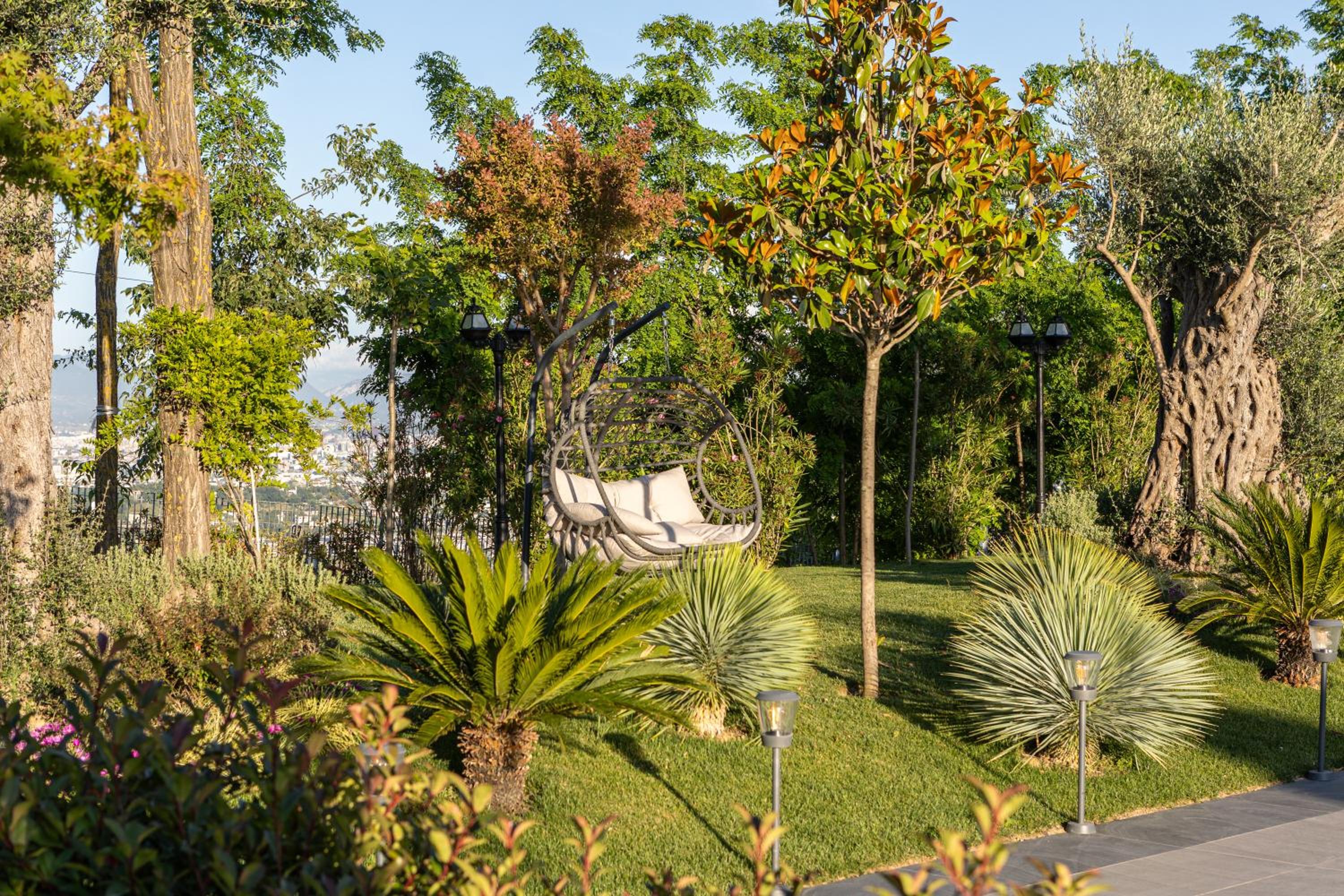 Beautiful House - Luxury Villa for Rent