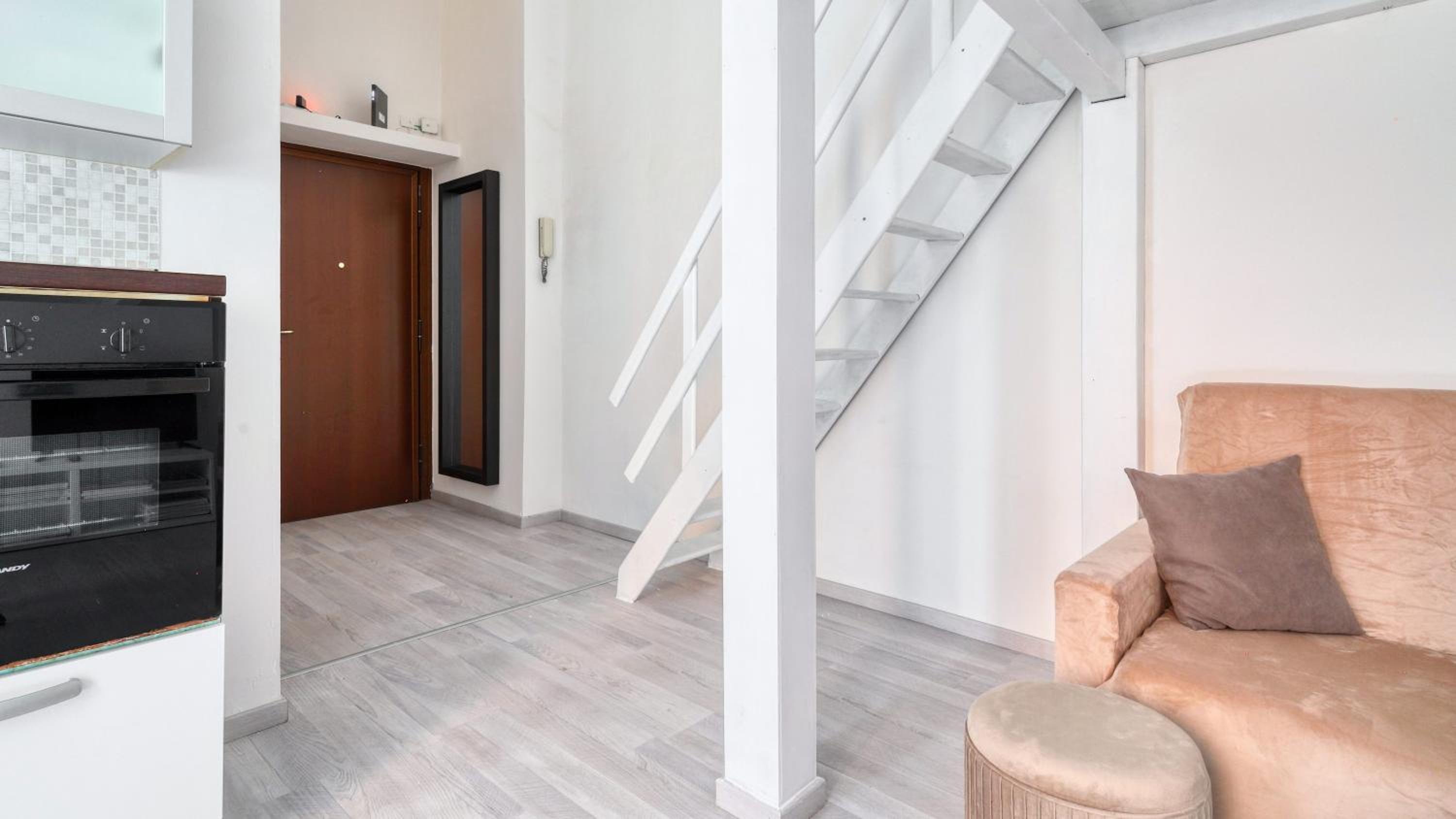 Ideal Rent - Viale Corsica 41