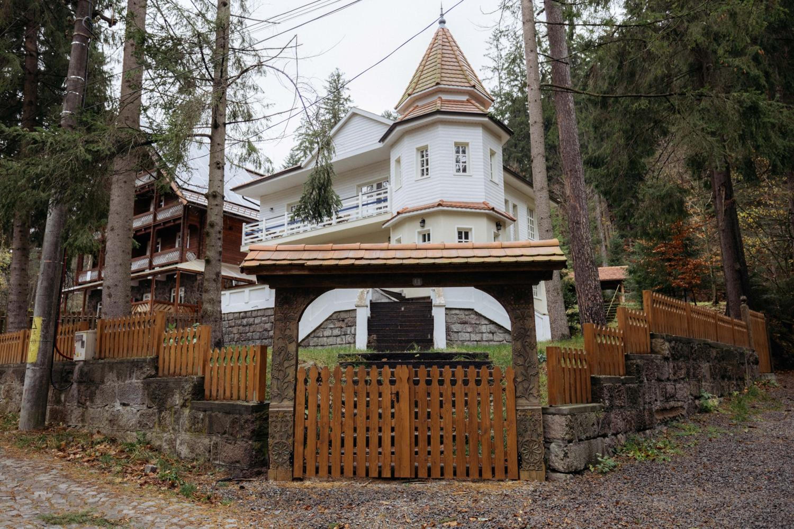 Miniszteri House
