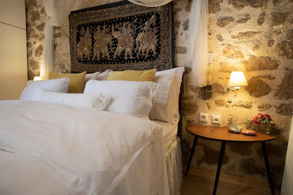 Stone suite in the center of Corinth view 3