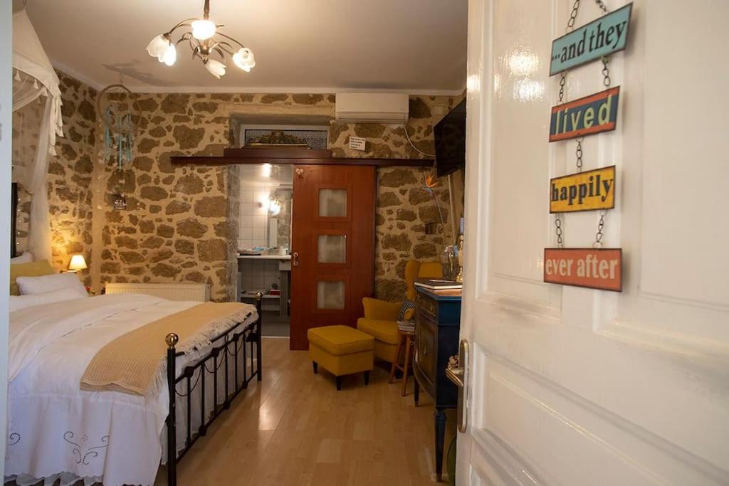 Stone suite in the center of Corinth view 4