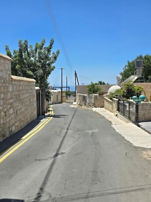 Tala Hills Sea View Apartment, Tala Village, Paphos