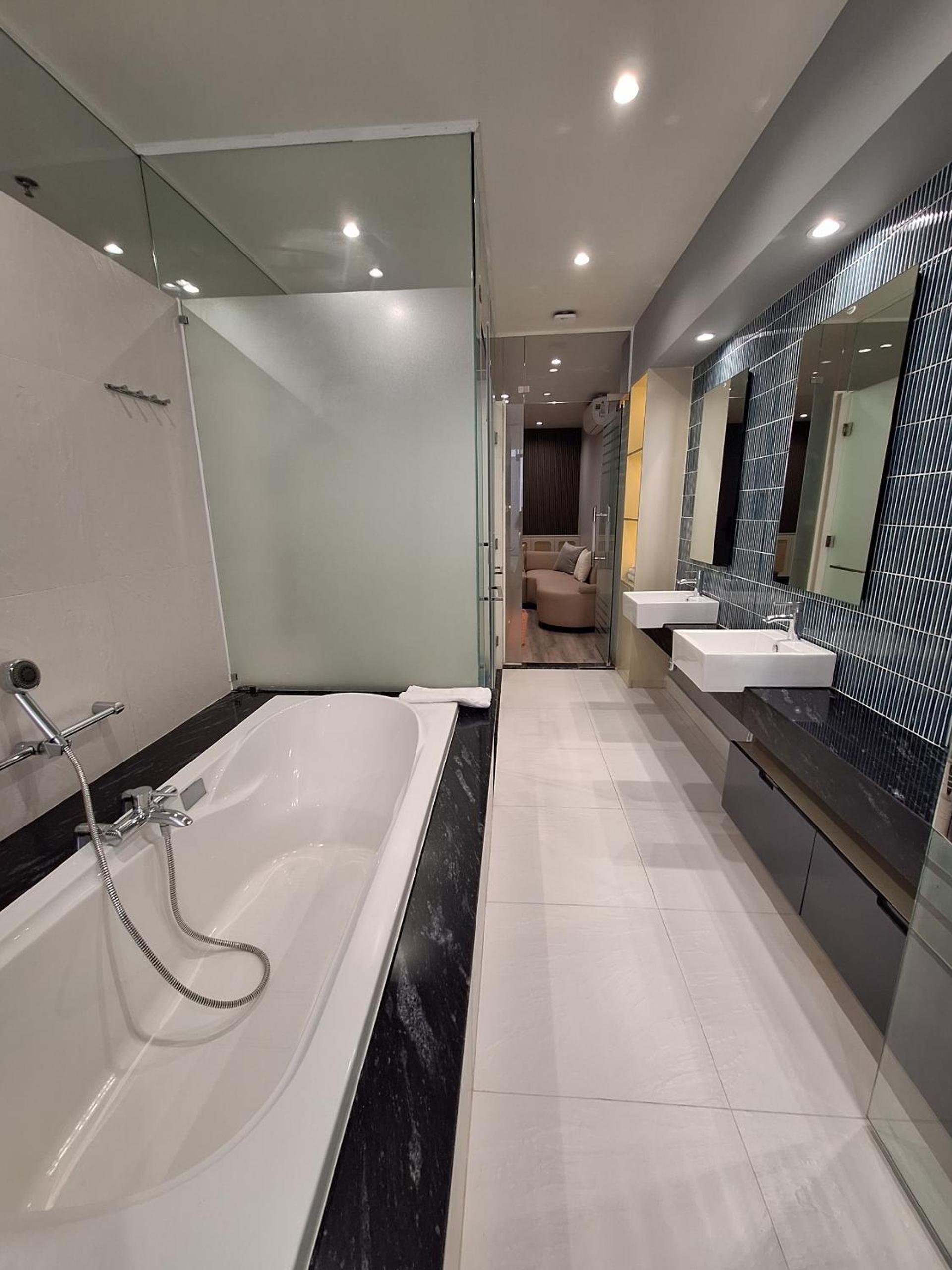 Lucky Residence Suite's Apartment