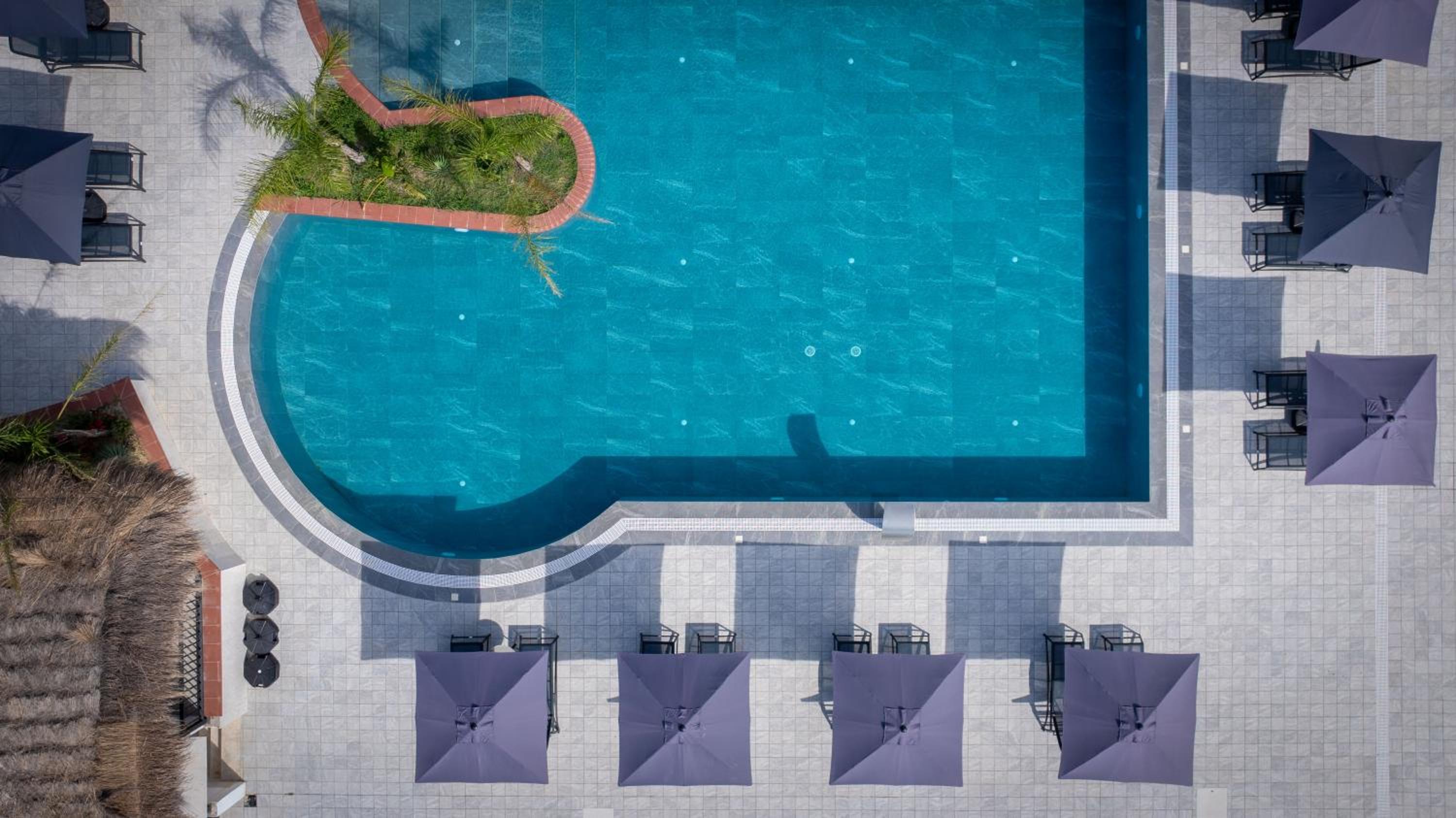 Acros Resort
