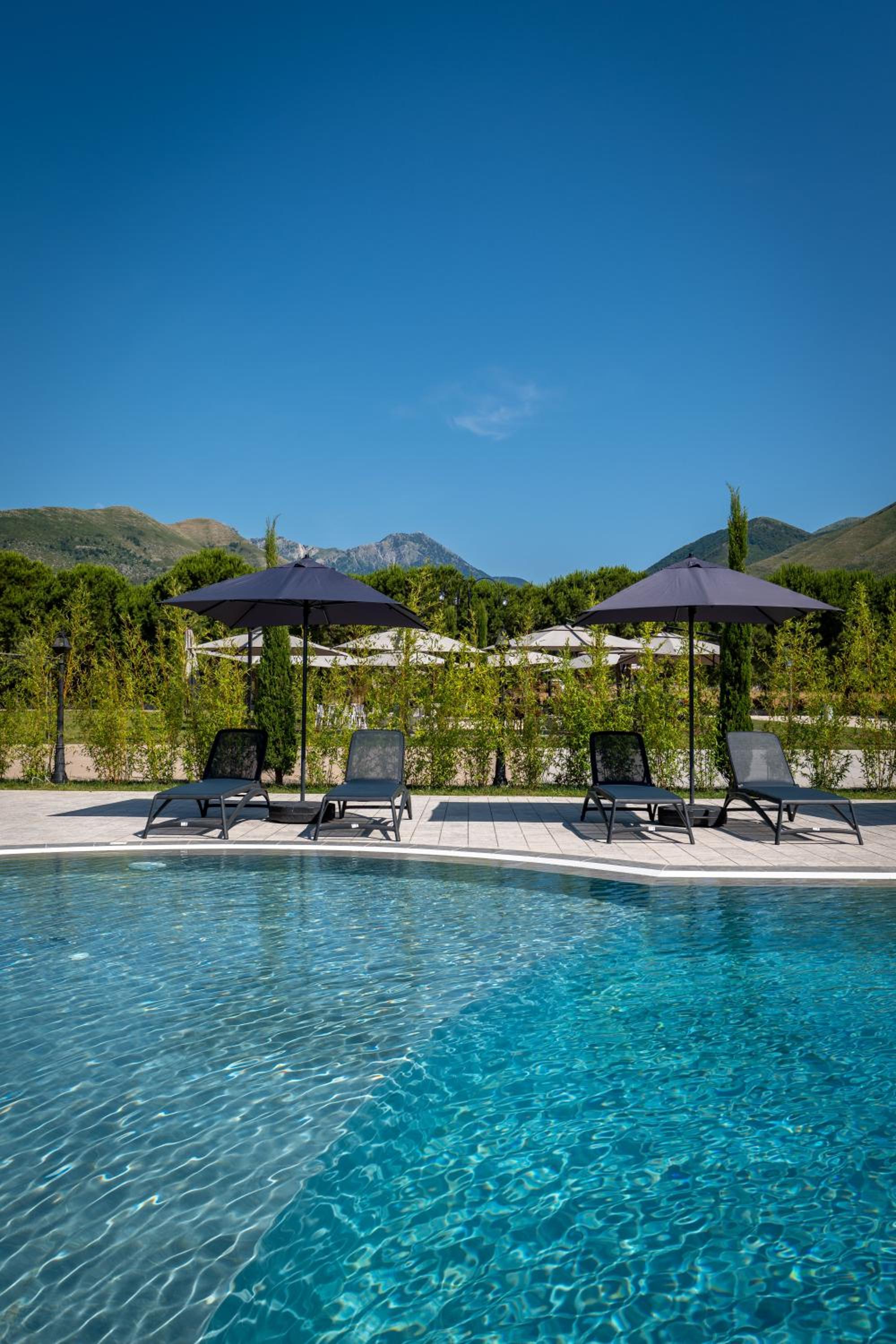 Acros Resort