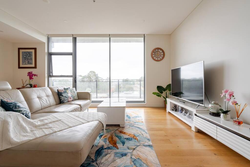 Macquarie Park Paradise-City View
